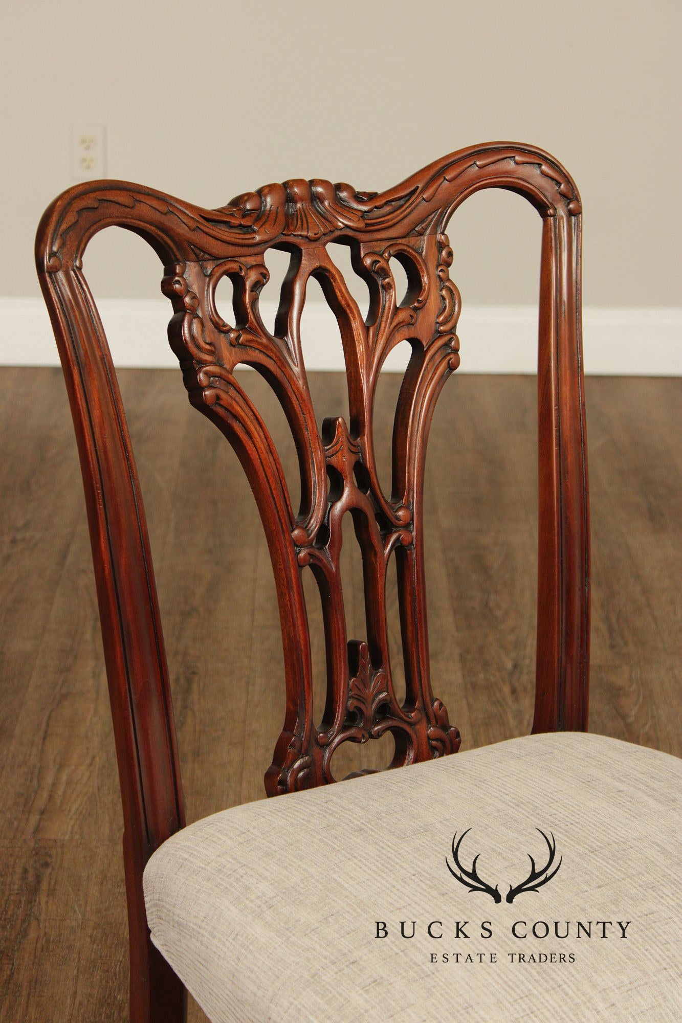 Chippendale Style Quality Set Of Eight Solid Mahogany Dining Chairs