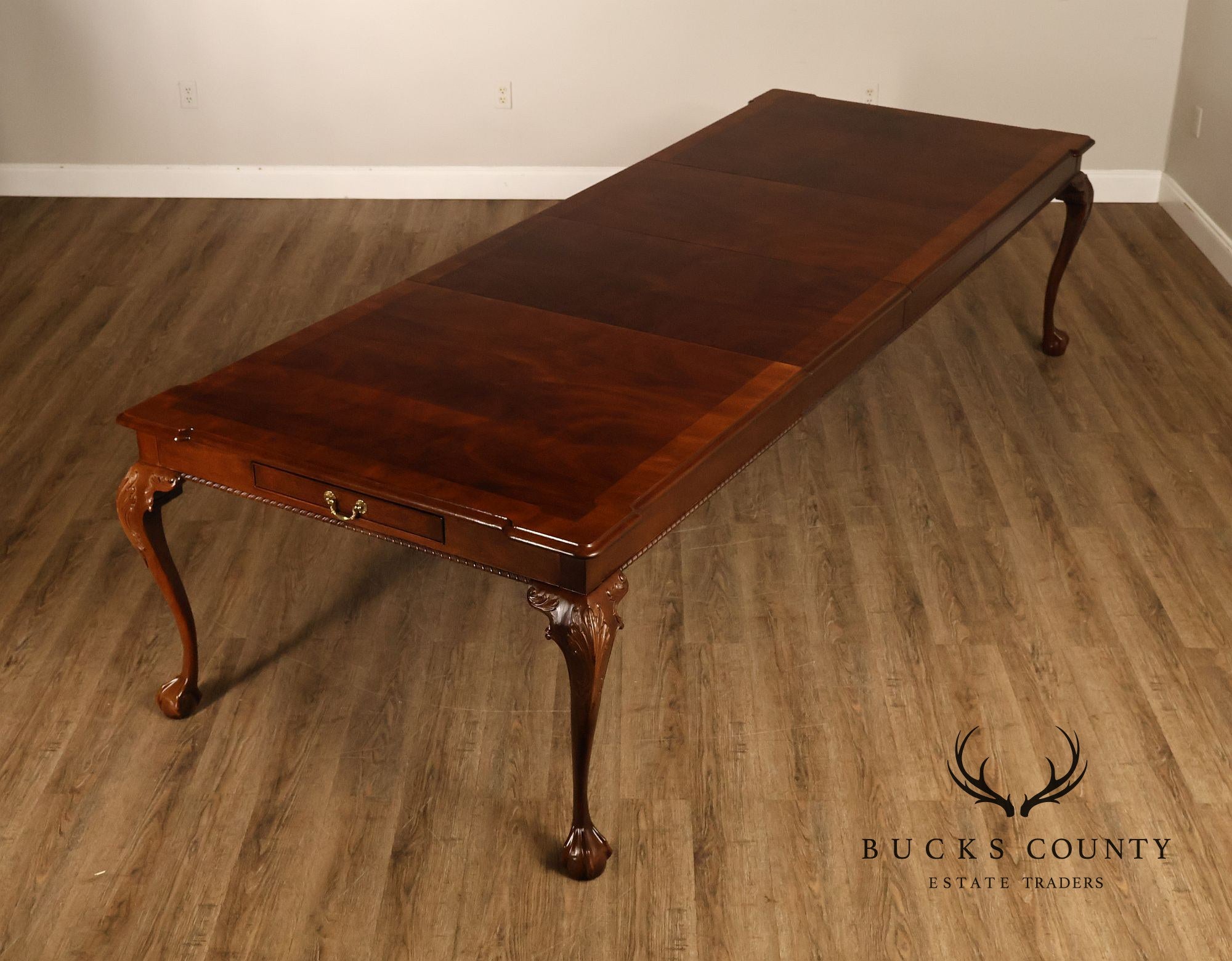 Henredon 'Rittenhouse Square' Mahogany Expandable Dining Table