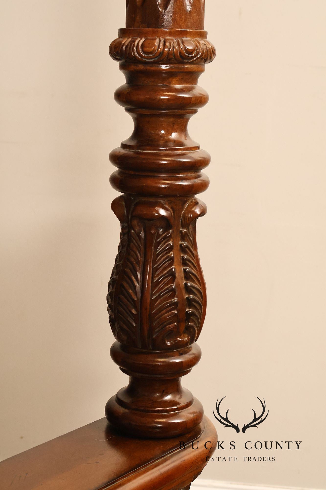 Pulaski Furniture 'St. Raphael' King Poster Bed