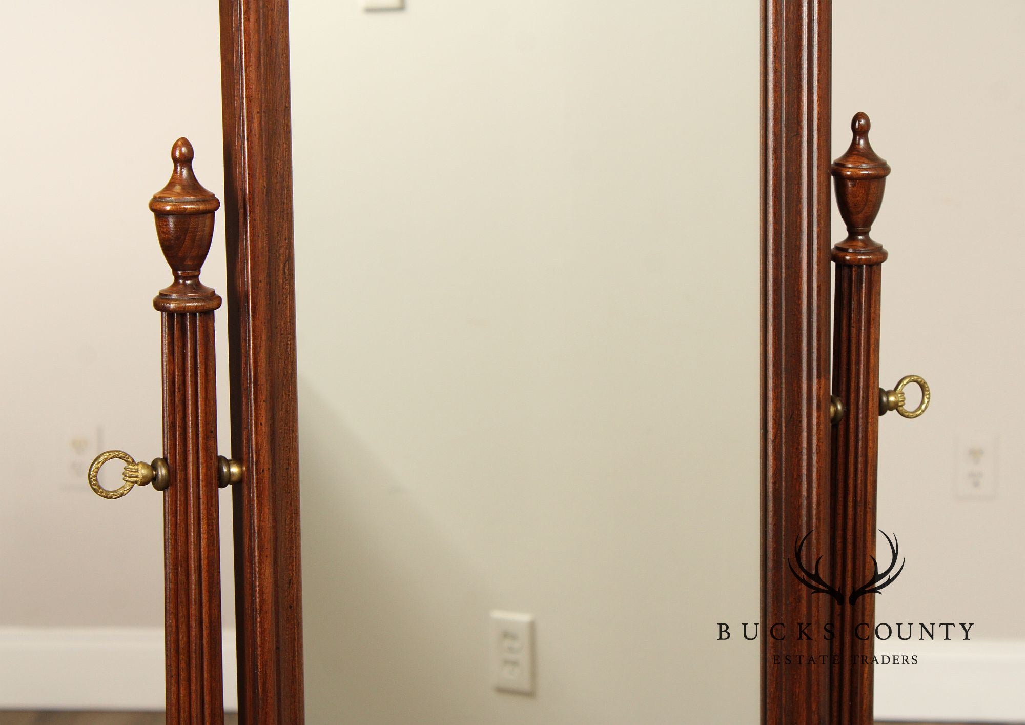 Ethan Allen 'Georgian Court' Cherry Cheval Mirror