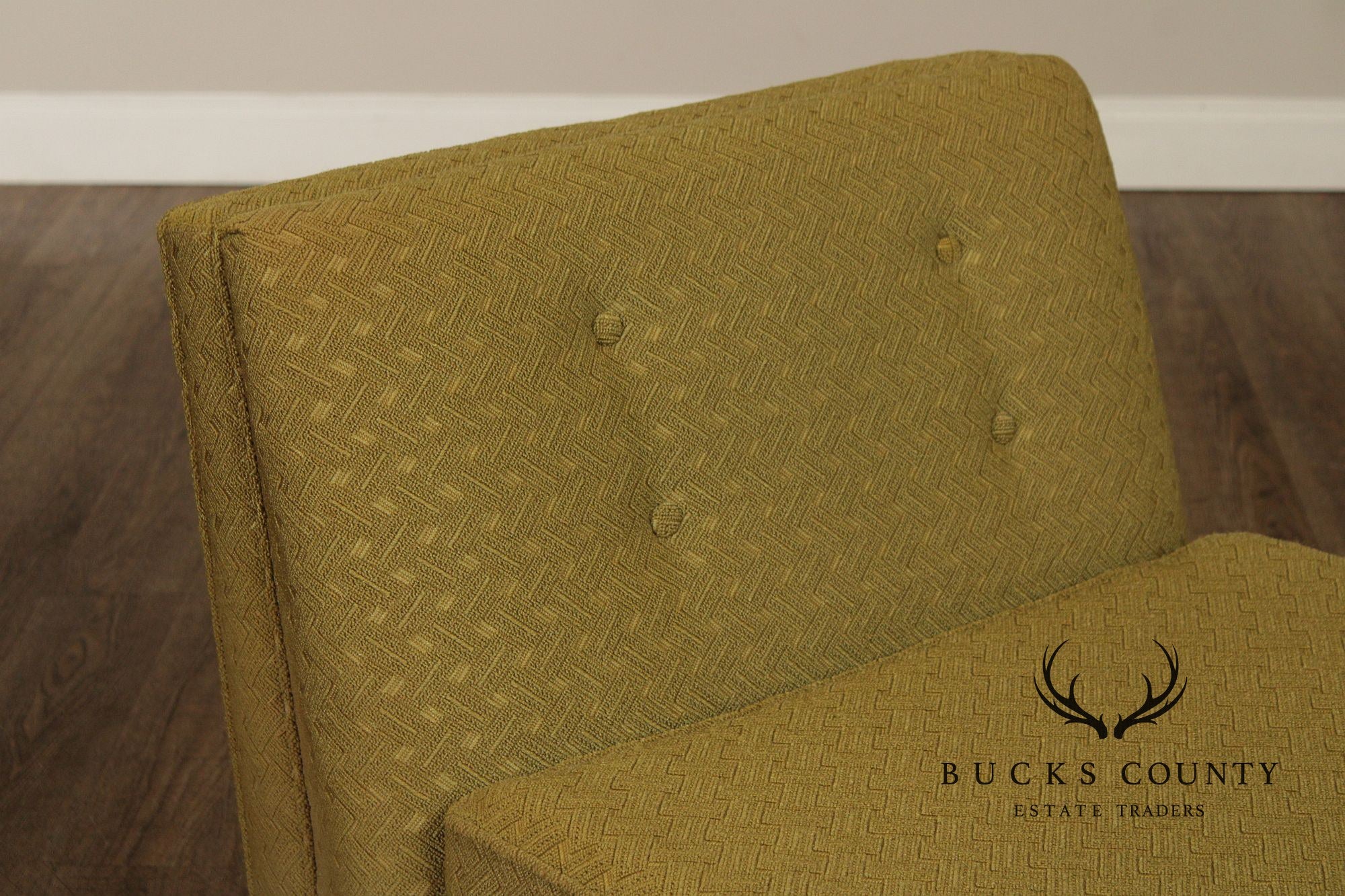 Mid Century Modern Pair of Lounge Chairs