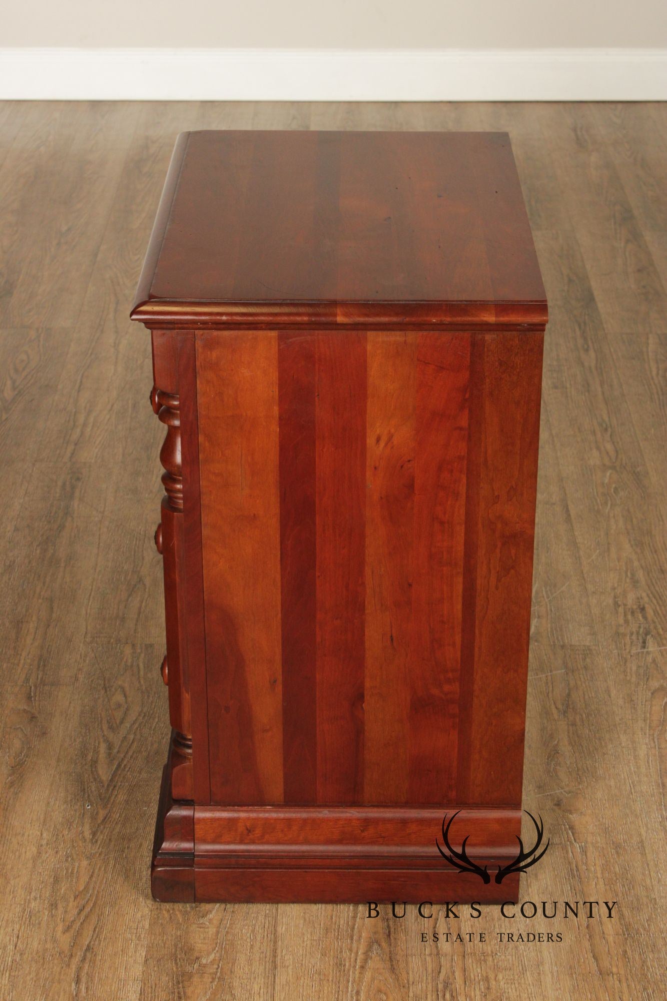 Keller Pair Of Solid Cherry Traditional Nightstands With Pull Out Trays