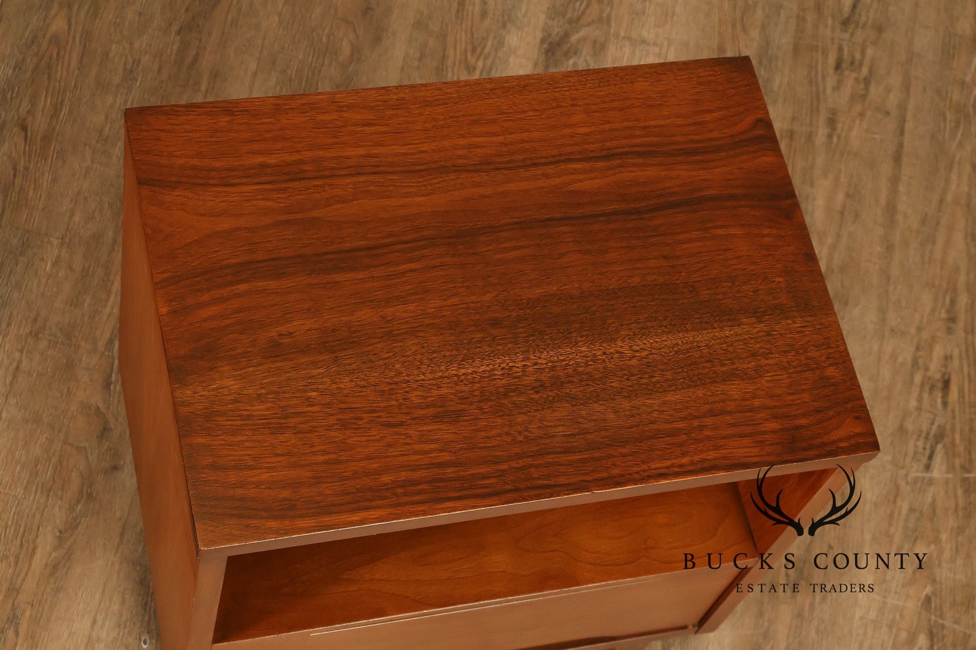 Stanley Furniture Mid Century Modern Pair of Walnut Nightstands