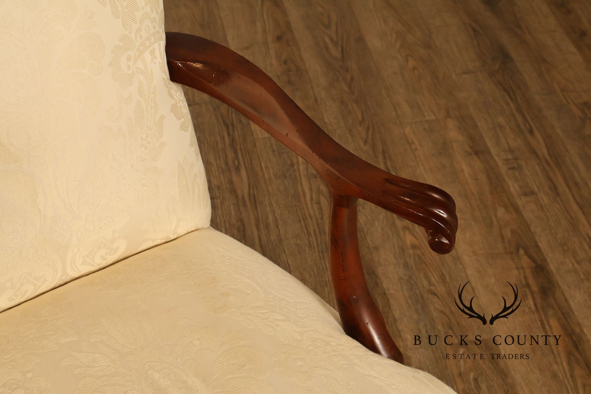Southwood Chippendale Style Carved Frame Settee