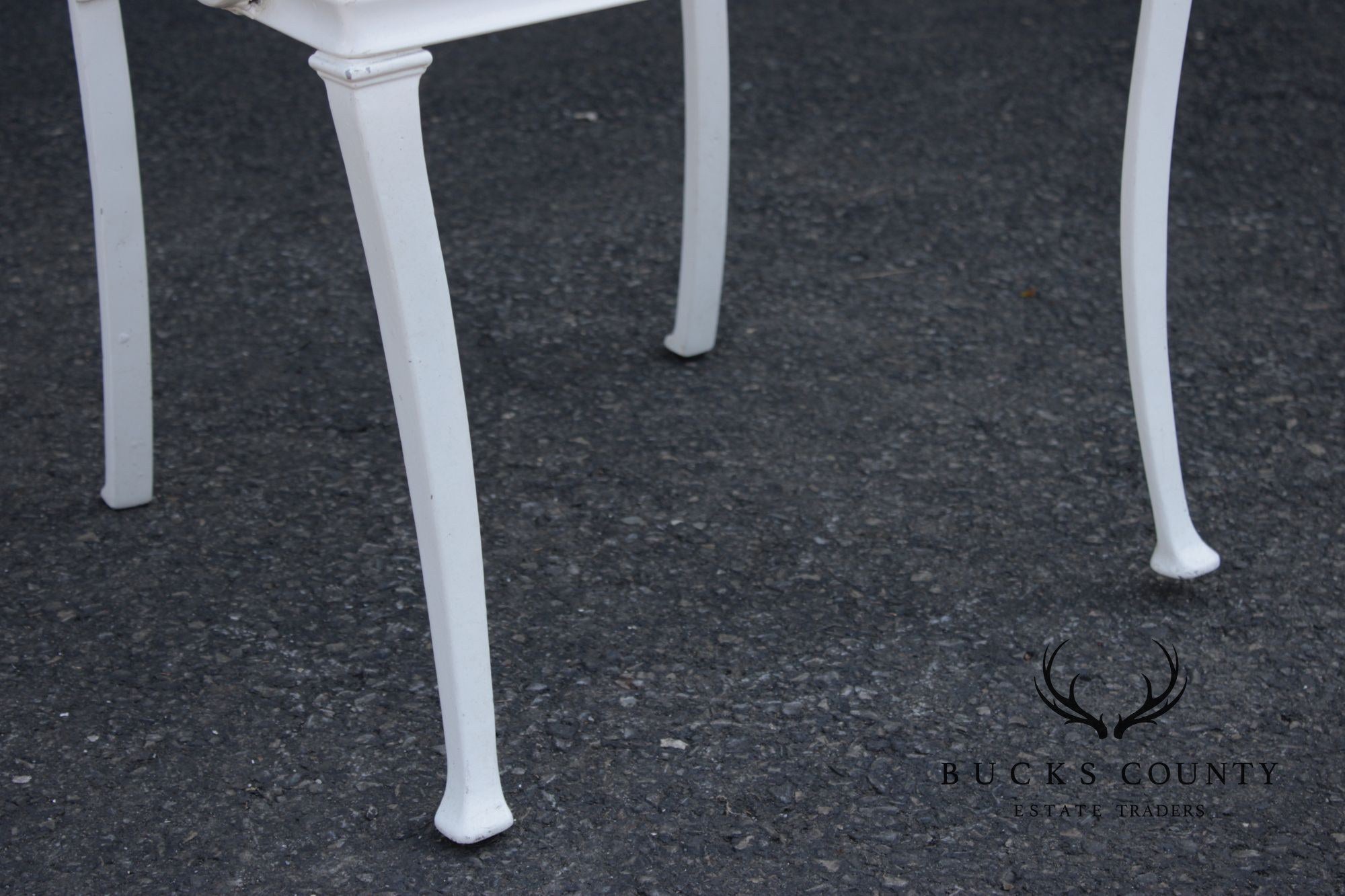 Brown Jordan Set of Eight Cast Aluminum 'Day Lily' Outdoor Dining Chairs