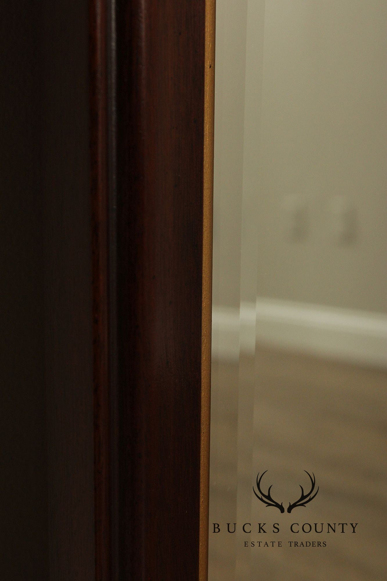 Drexel '18th Century Classics' Mahogany Wall Mirror