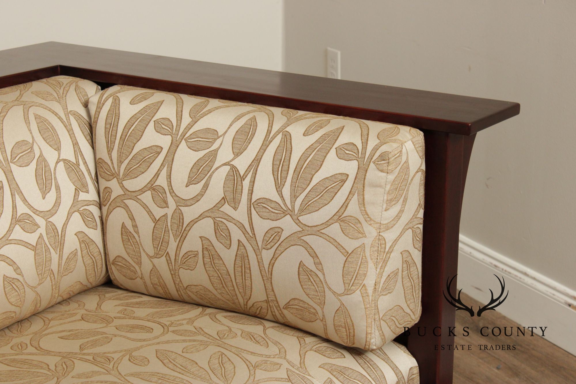 Stickley Mission Collection Cherry Prairie Settle