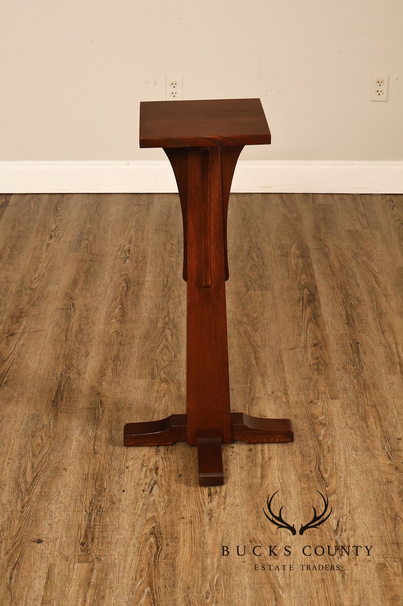 Stickley Mission Collection Oak Pedestal
