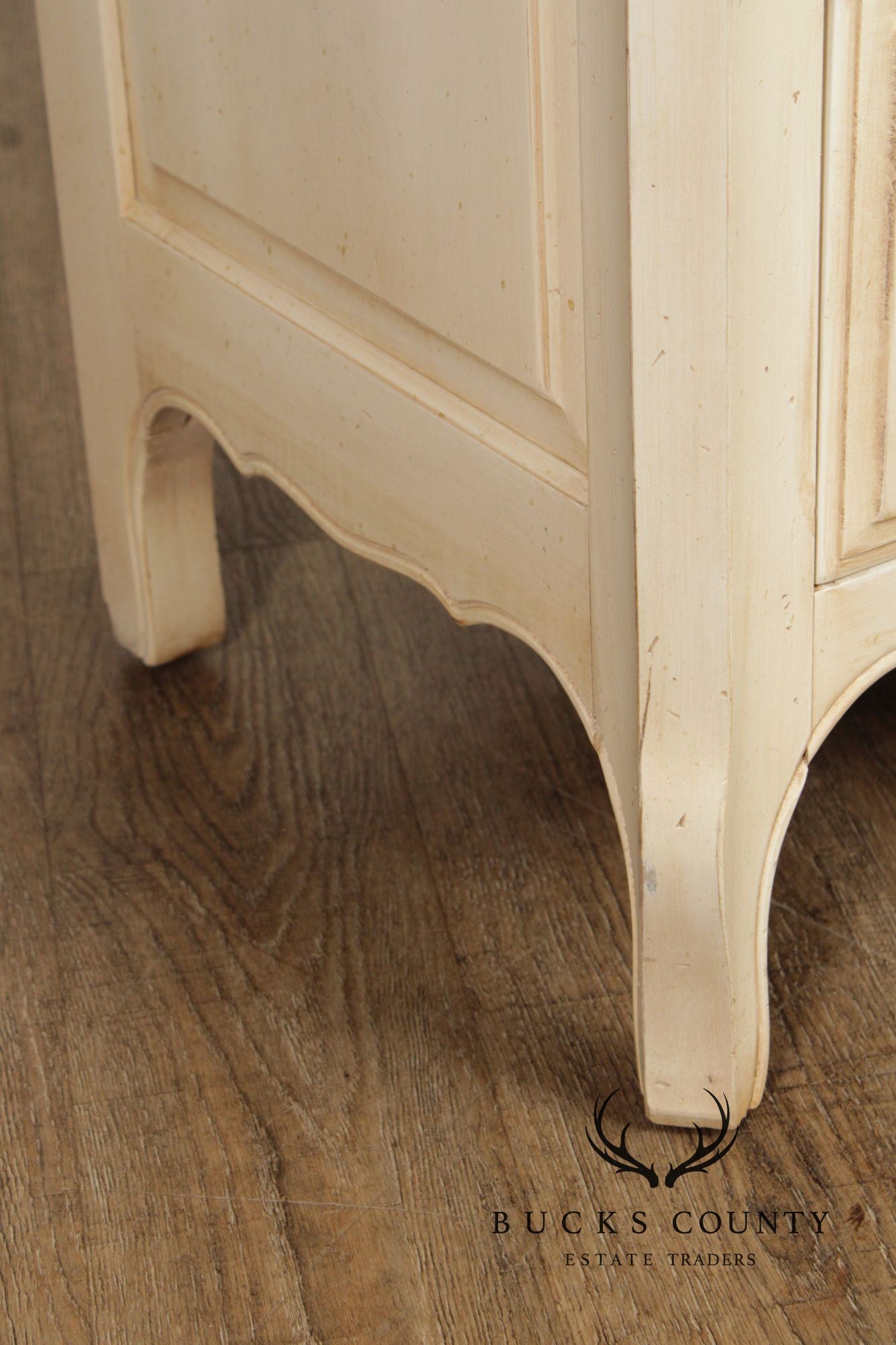 Ethan Allen French Country Style Painted Dresser