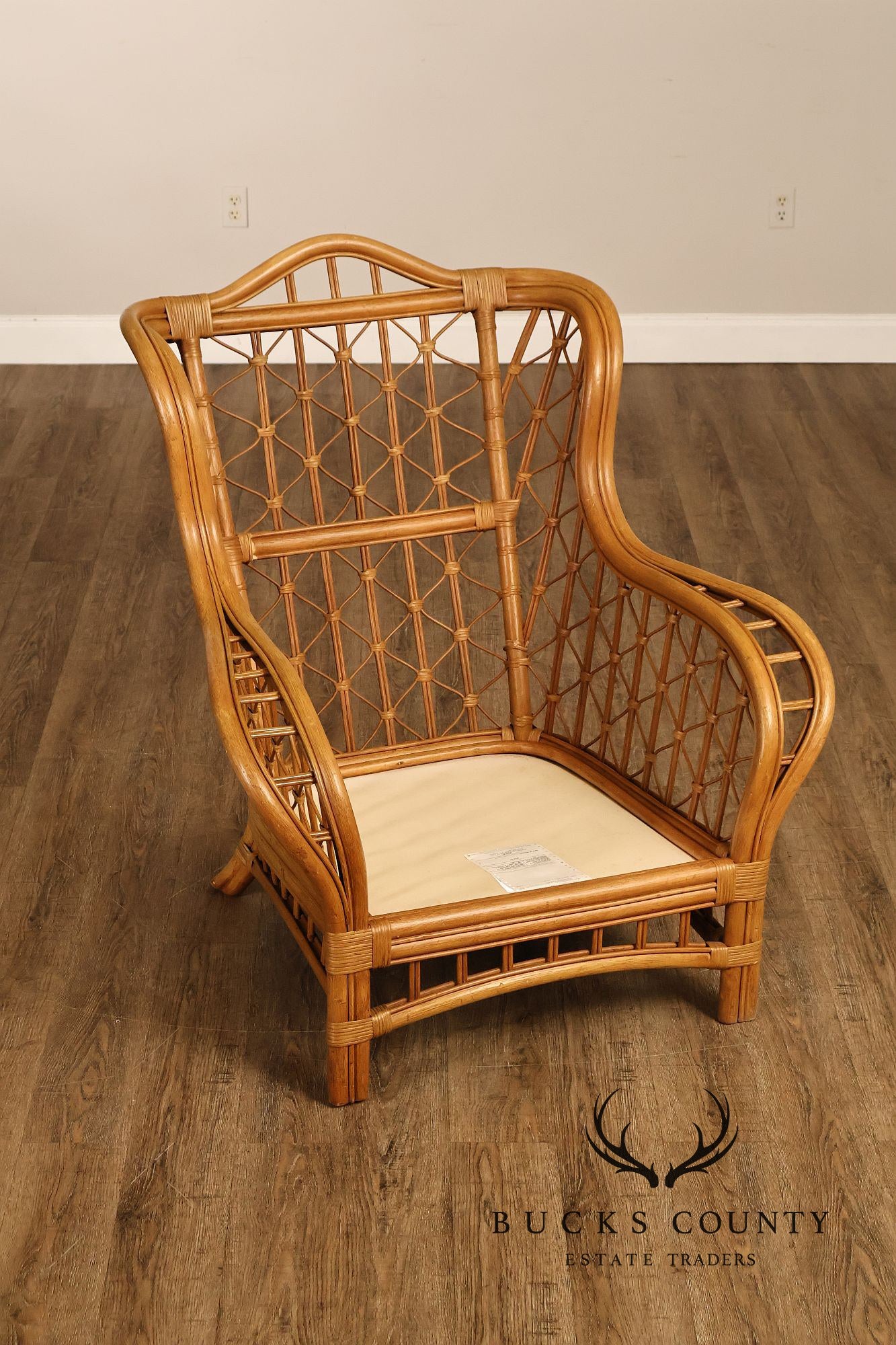 Lane Venture Wicker Lounge Chair With Tropical Upholstery