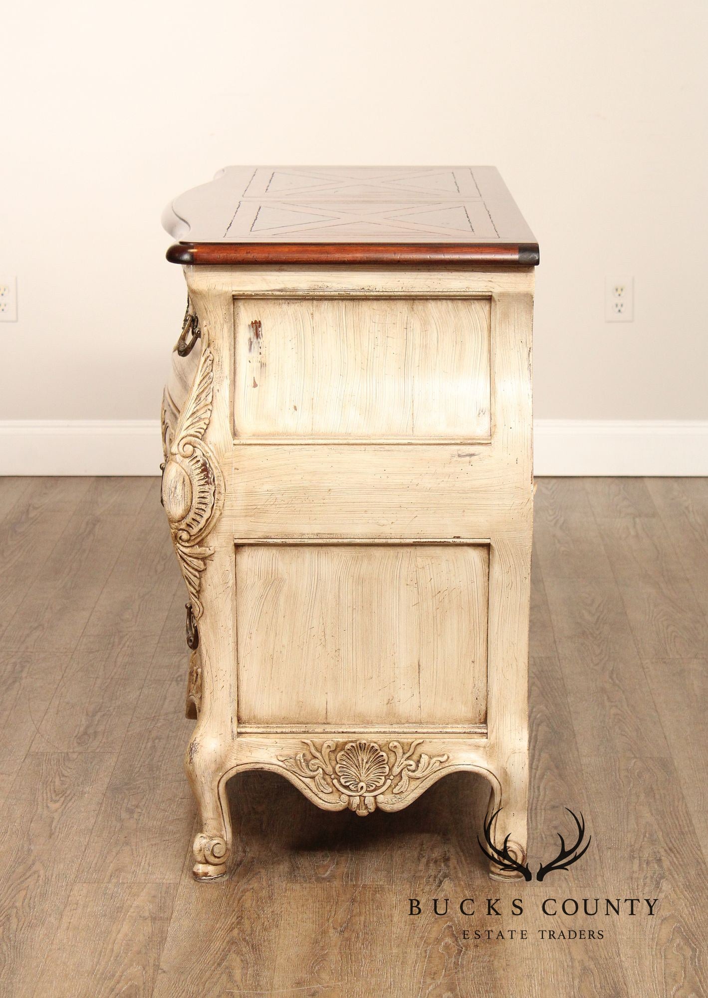 Henredon Italian Provincial Style Cream Painted Chest of Drawers