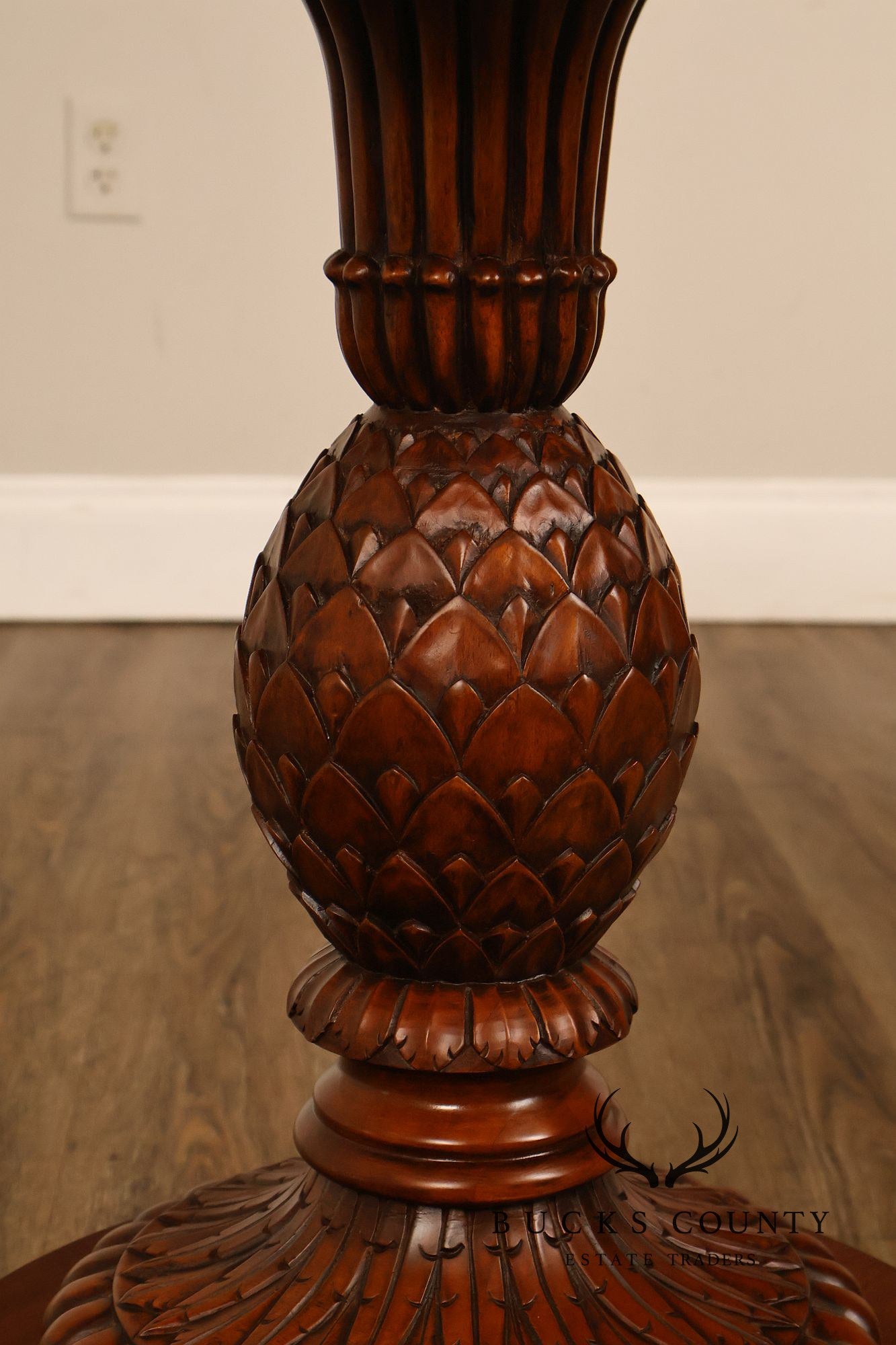 Ethan Allen Round Pineapple Pedestal Side Table