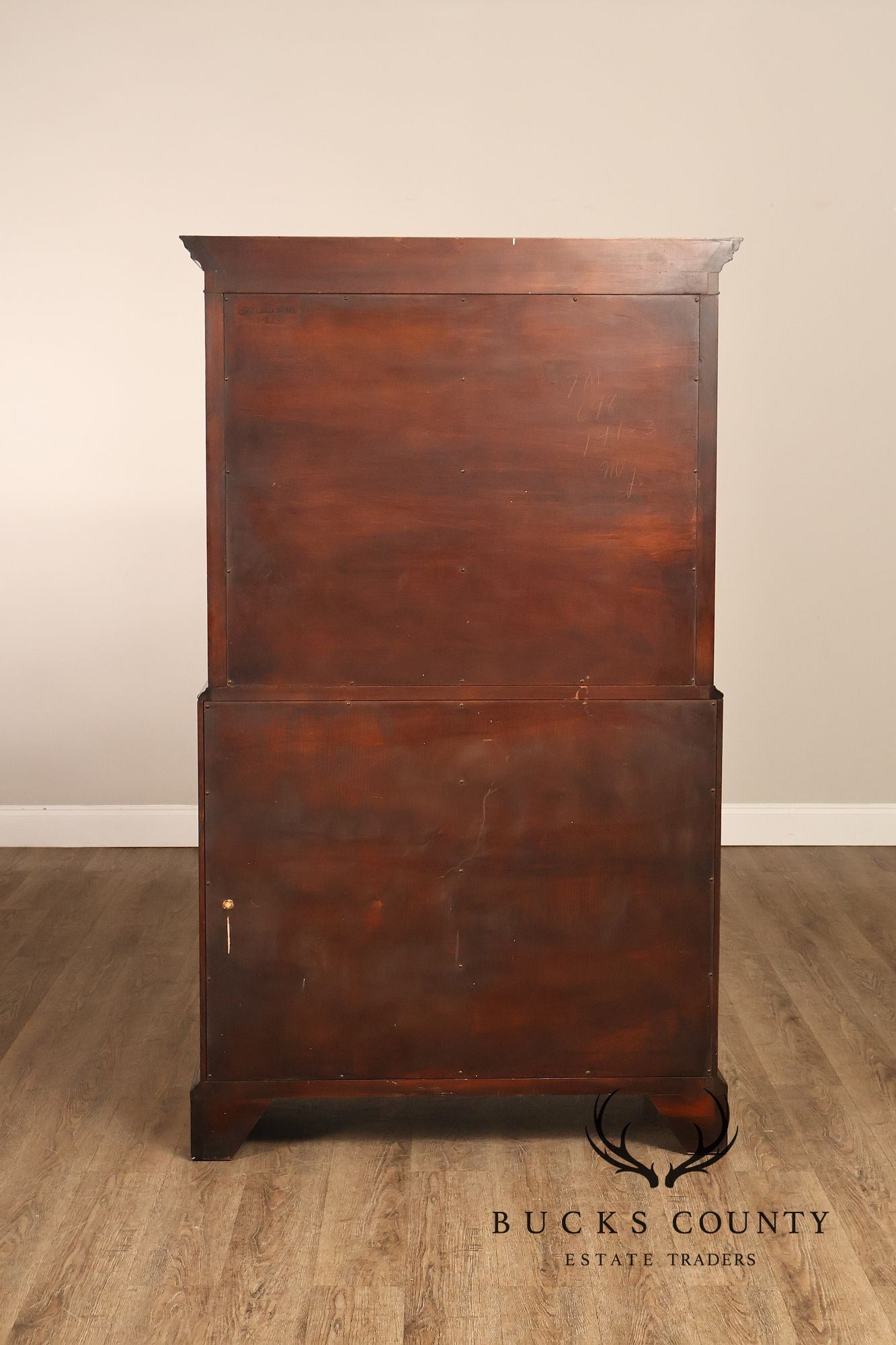 Kindel Georgian Style Mahogany Chest on Chest