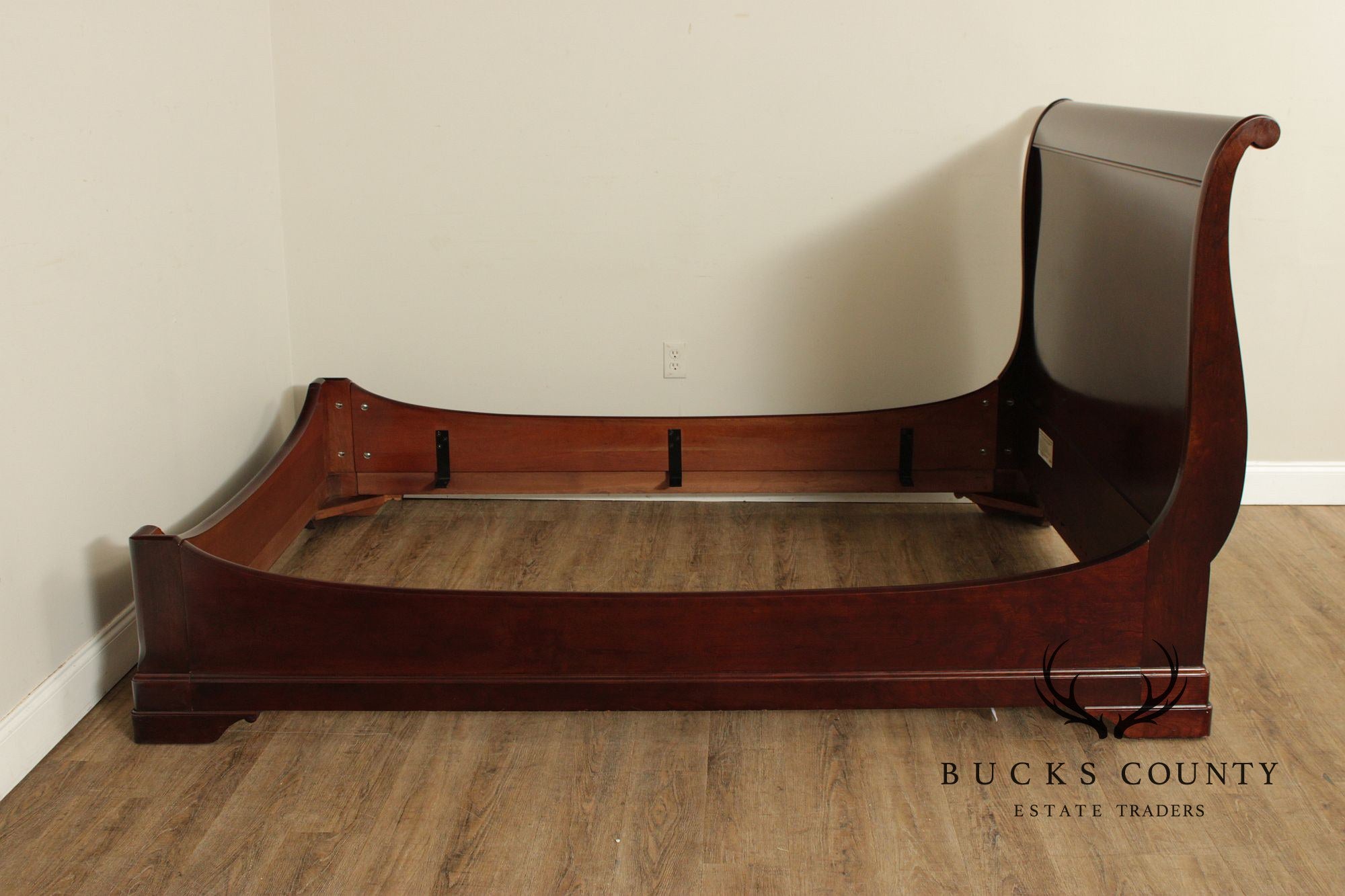 Stickley Marseilles Cherry Louis Philippe Style Queen Sleigh Bed