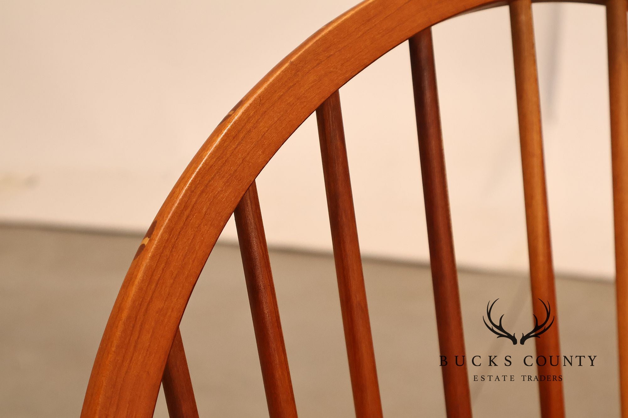 Martin’s Inc Windsor Style Set of 6 Cherry Dining Chairs