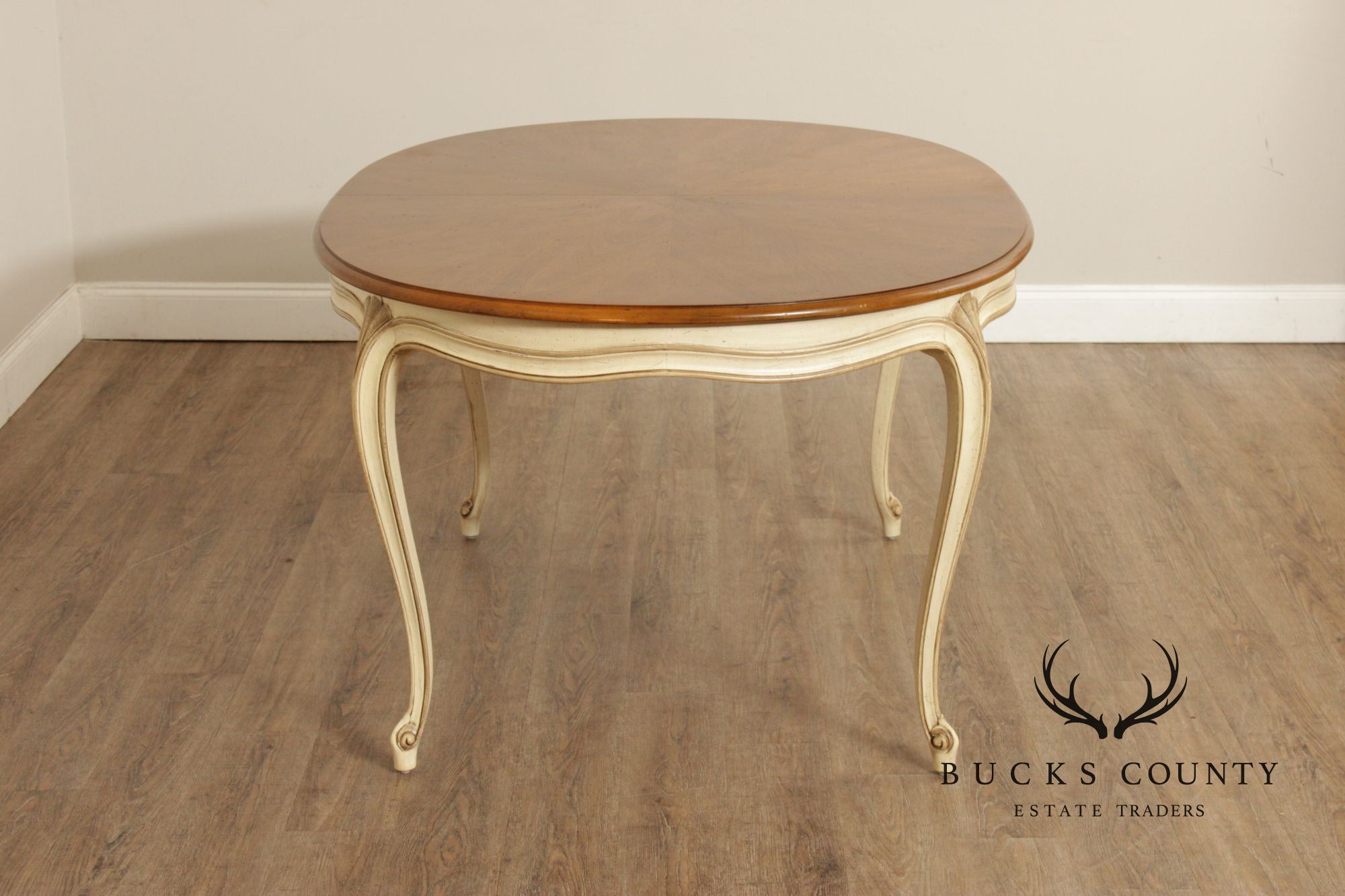 Henredon French Provincial Style Expandable Dining Table