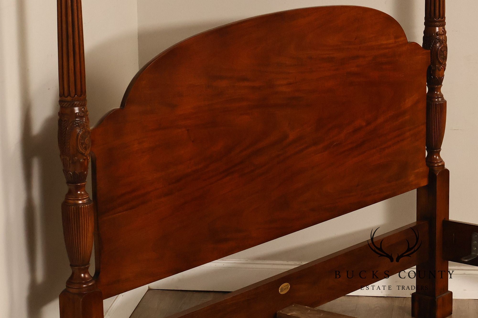 Henredon Historic Natchez Collection Southern Colonial Mahogany King Canopy Poster Bed