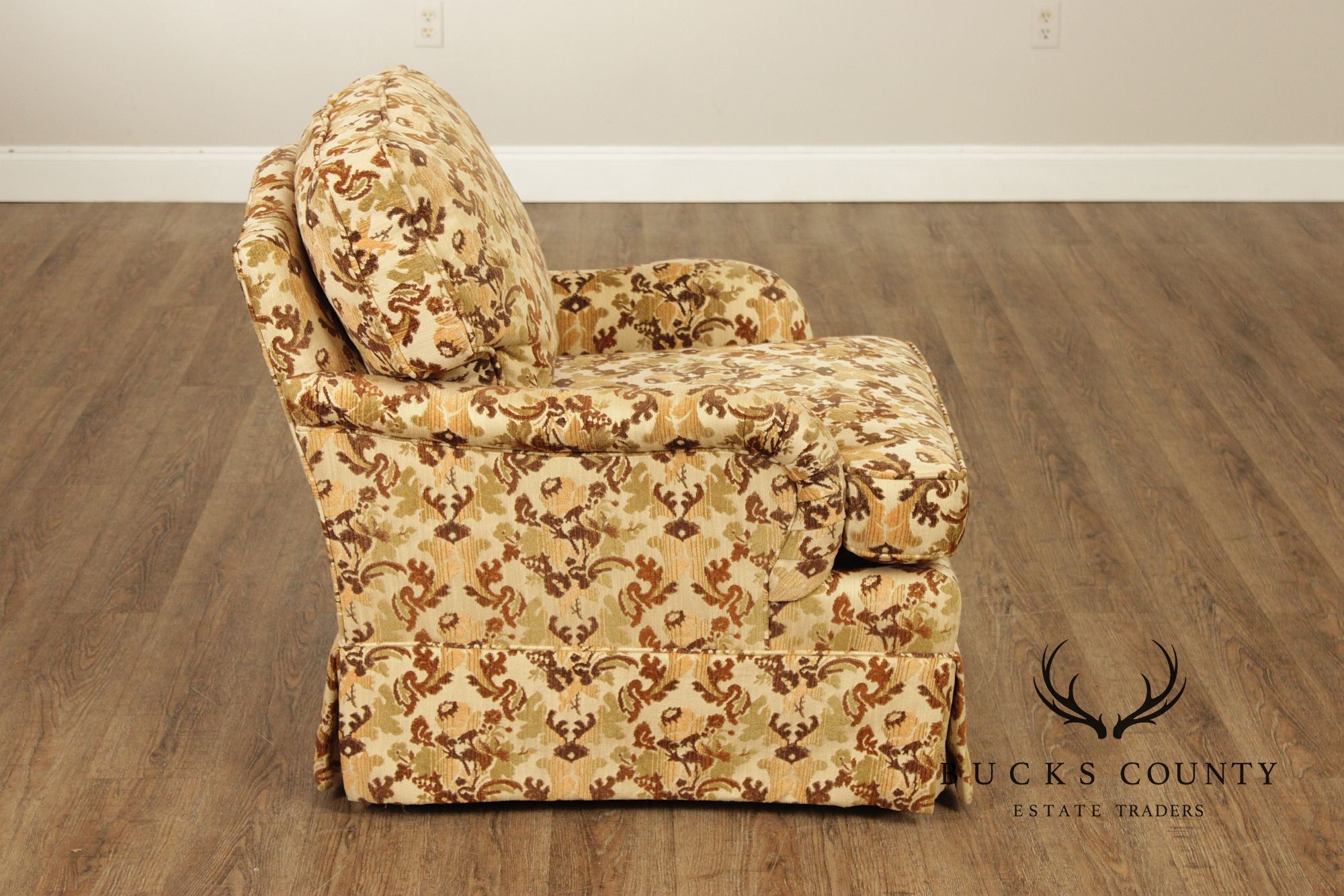 Sherrill Furniture Pair of Swivel Rocking Armchairs & Ottoman