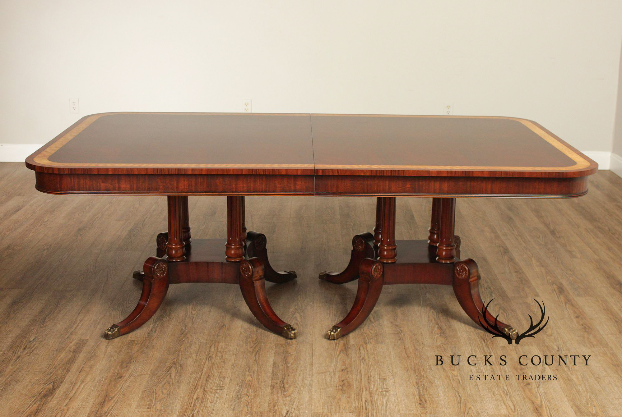 Henredon Natchez Mahogany Double Pedestal Dining Table With Three Leaves