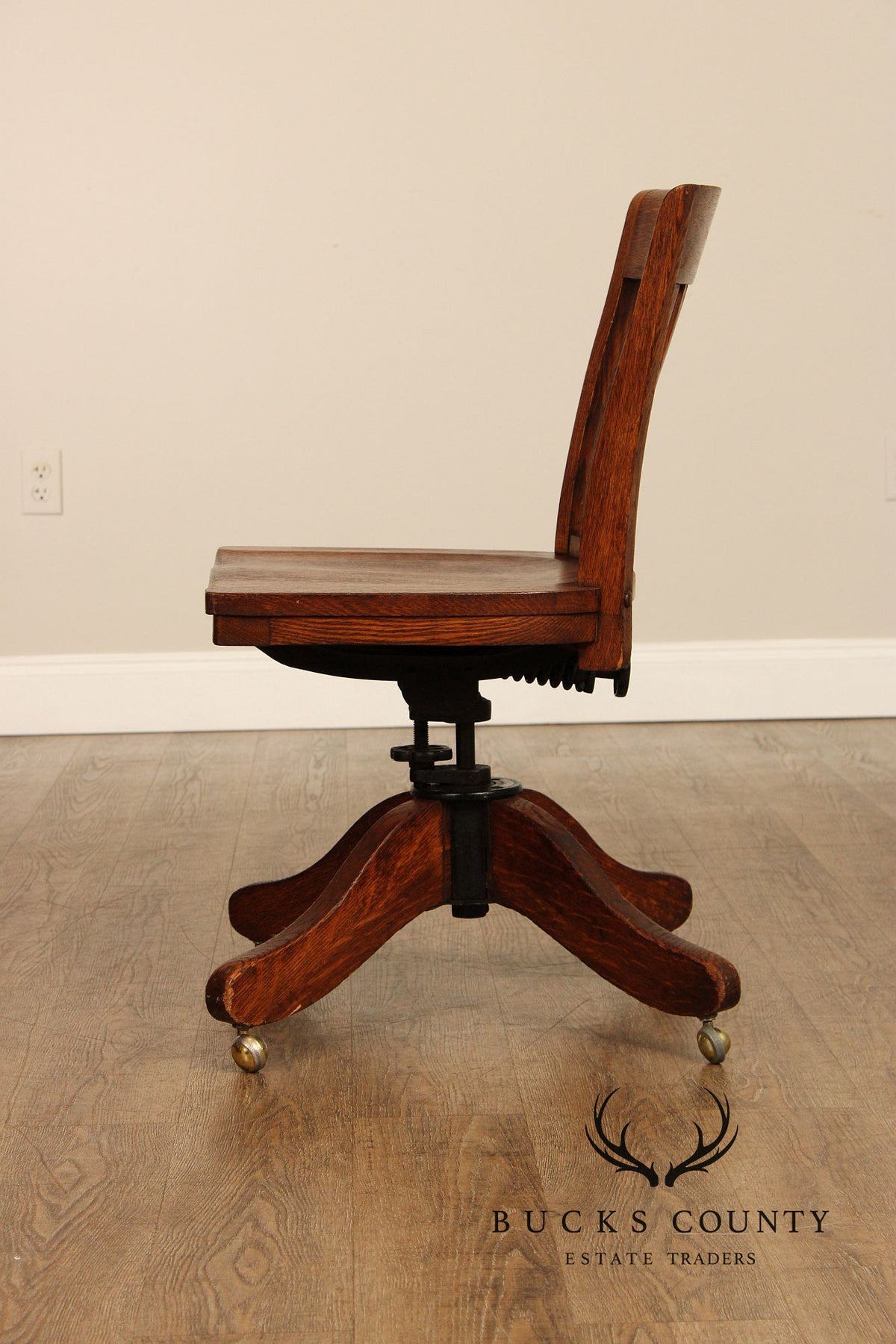 American Style Oak Swivel Banker Office Desk Chair