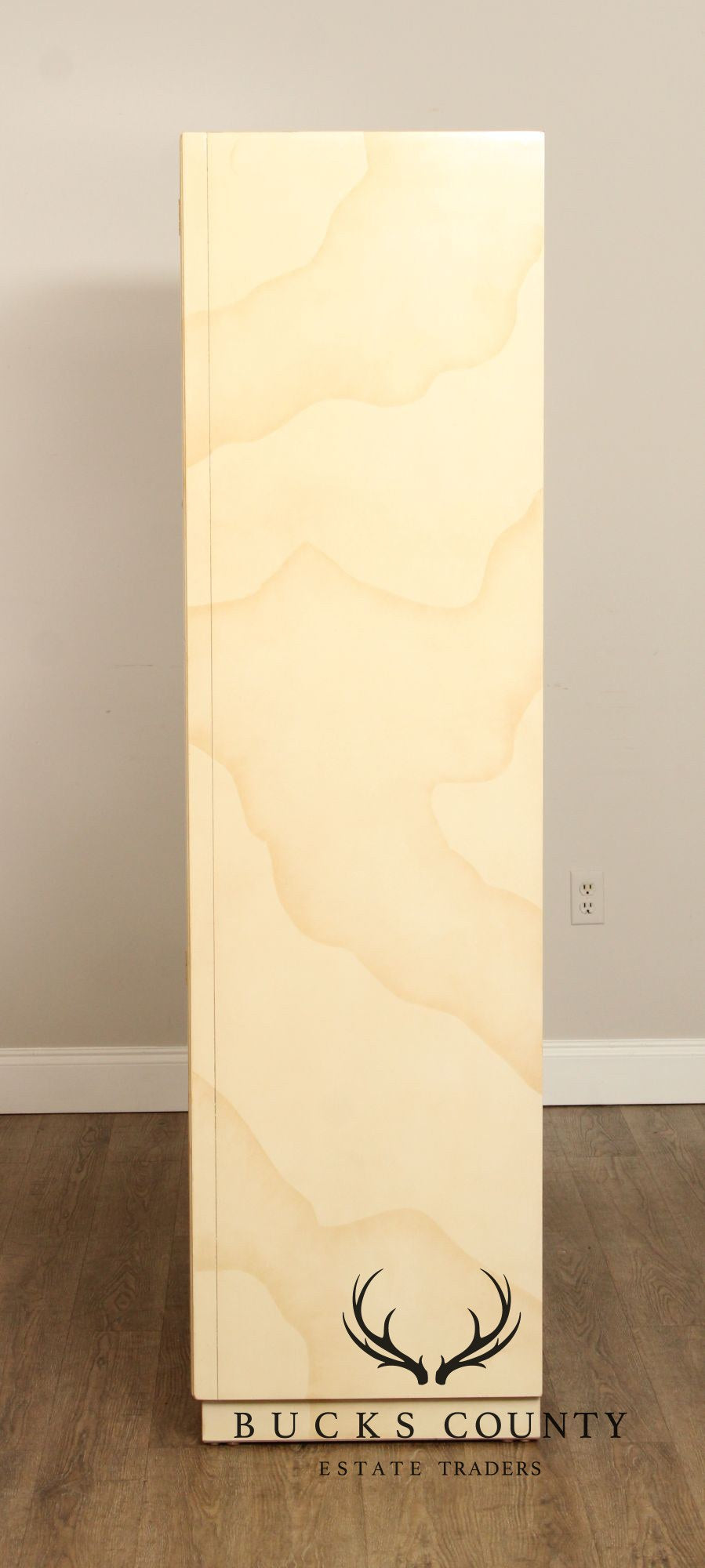 Henredon 'Villa Borghese' Carved and Lacquered Armoire