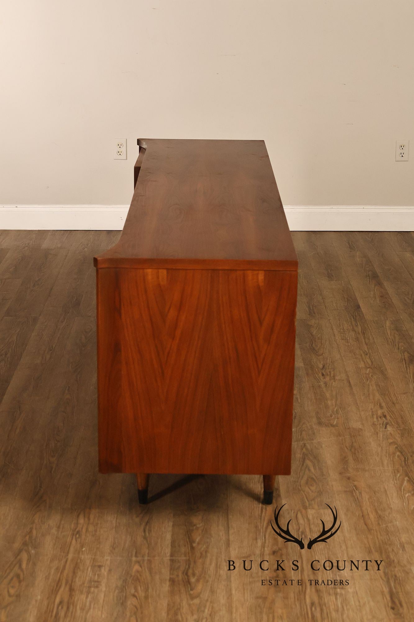 American of Martinsville Mid Century Modern Walnut Chest of Drawers