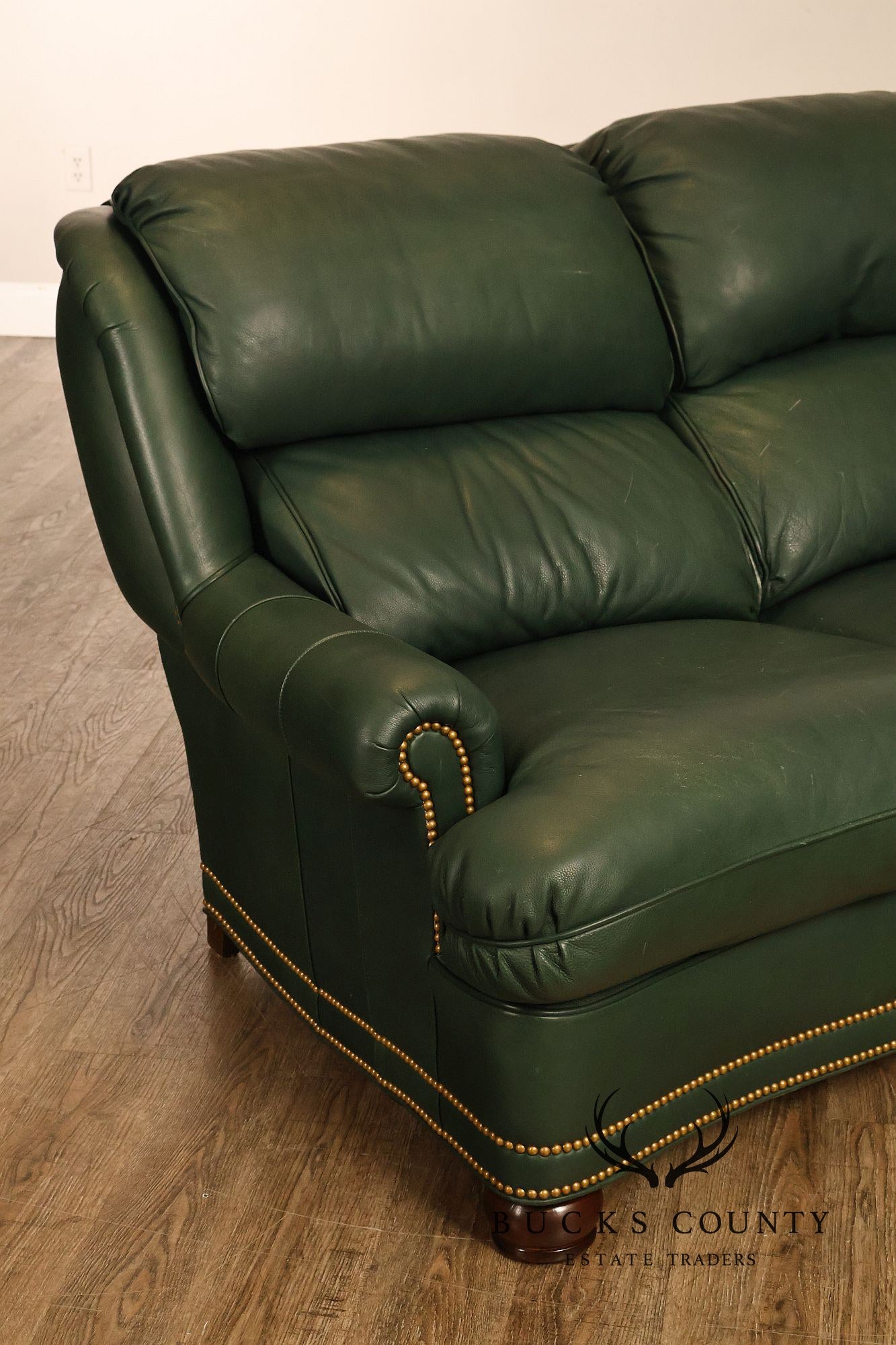 Hancock & Moore Traditional Leather Loveseat