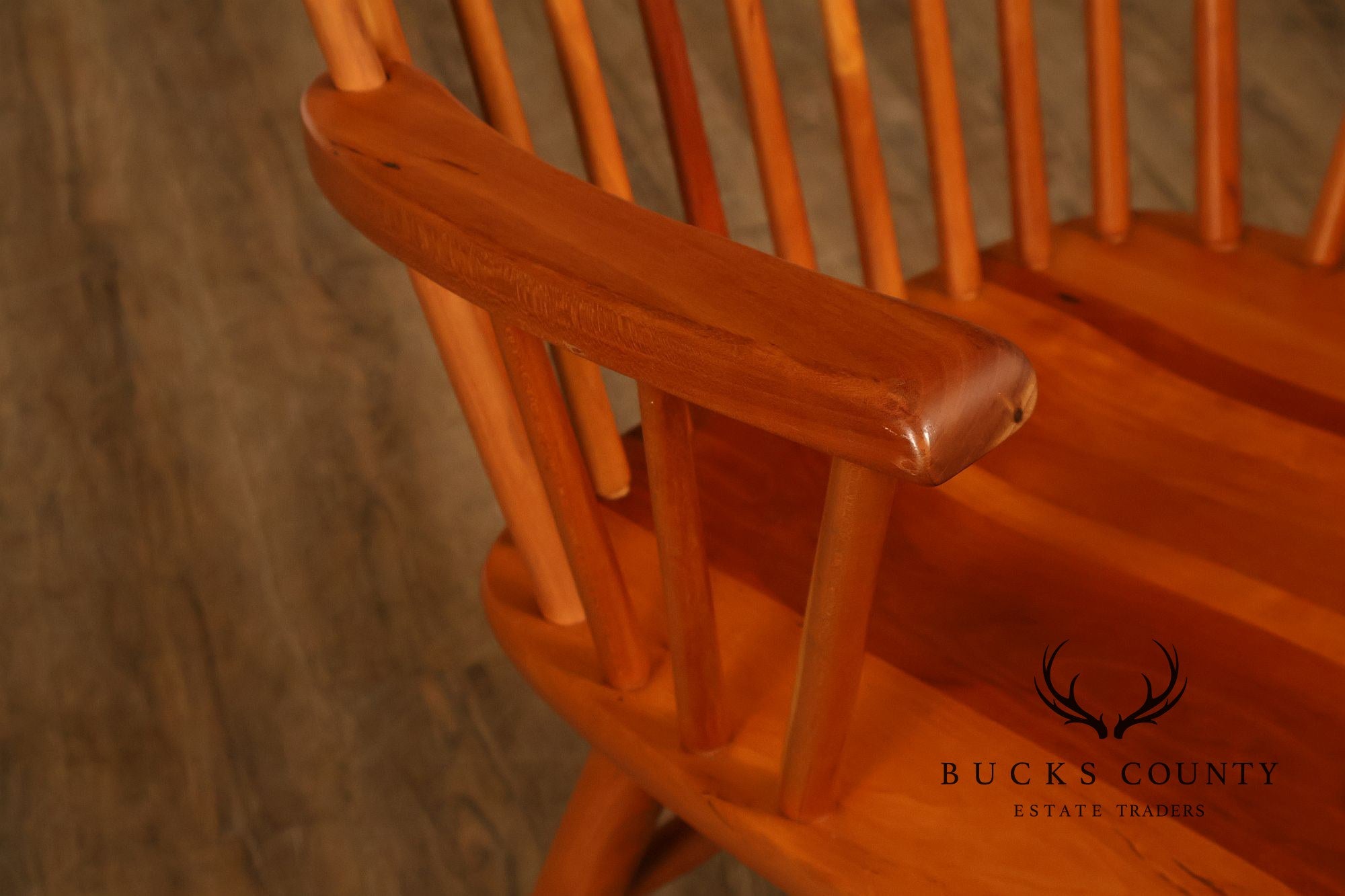 Pompanoosuc Mills Set Of Four Windsor Style Cherry Dining Chairs