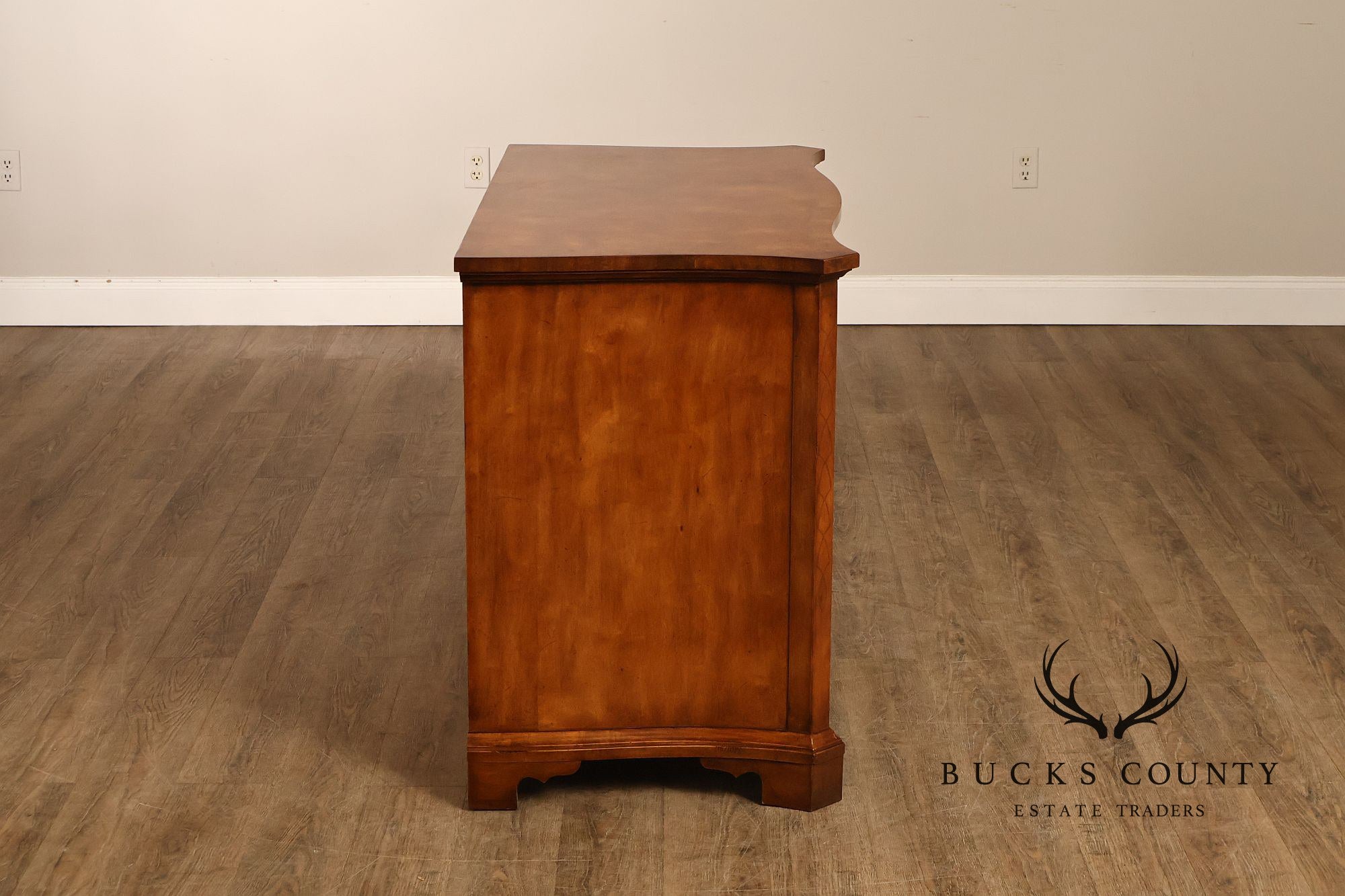 Henredon Aston Court Serpentine Chest of Drawers