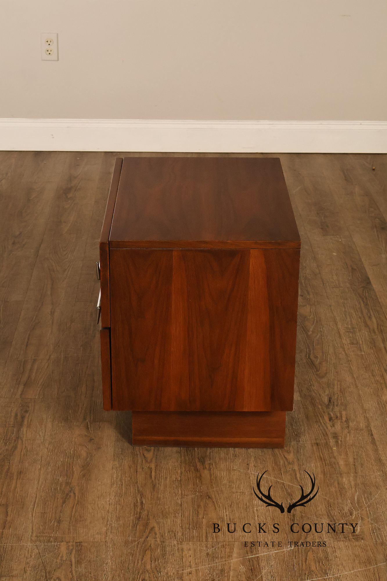 Craft Associates Mid Century Modern Walnut Nightstand