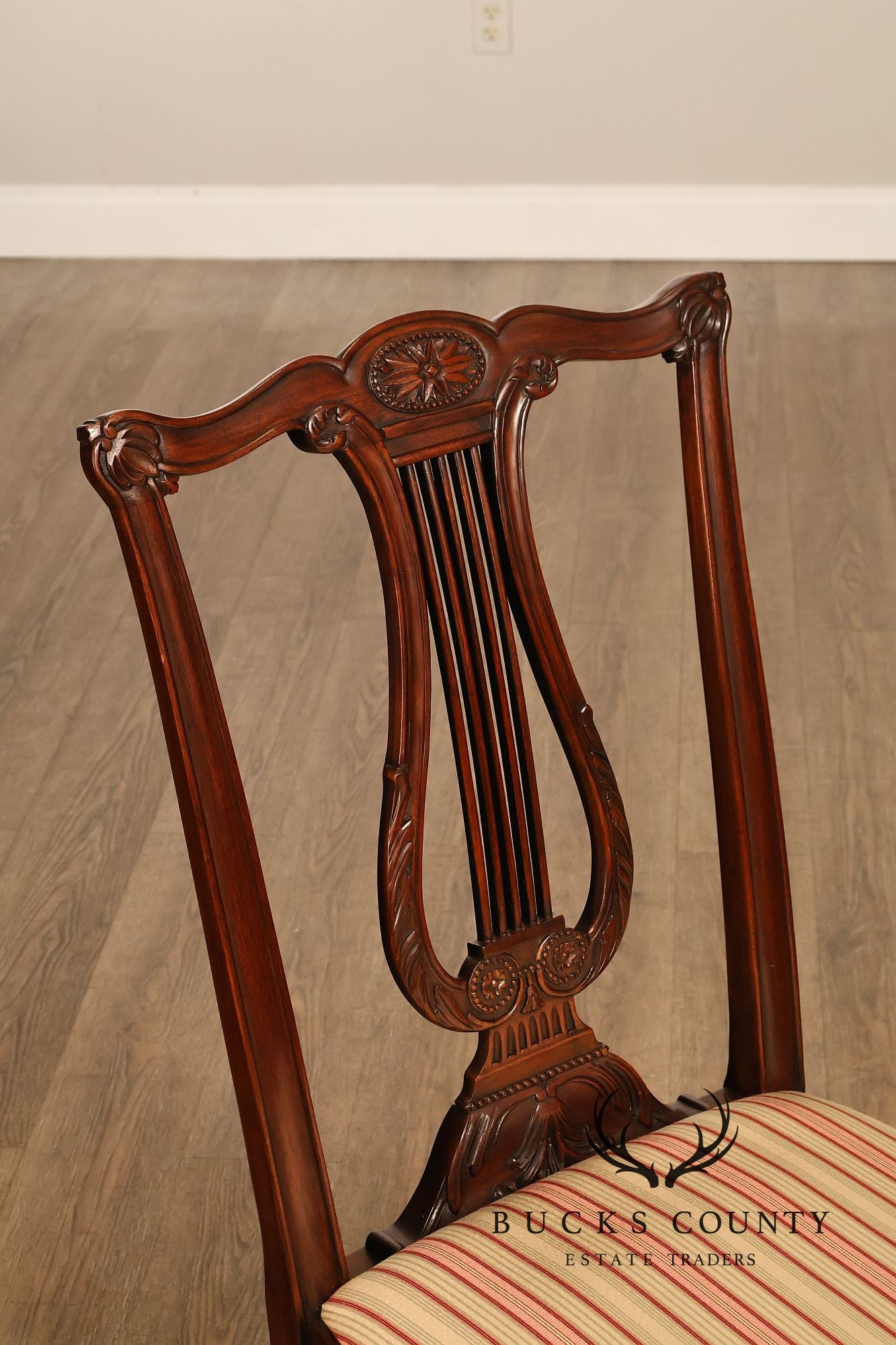 Henkel Harris Mahogany Set Of Eight Lyre Back Dining Chairs