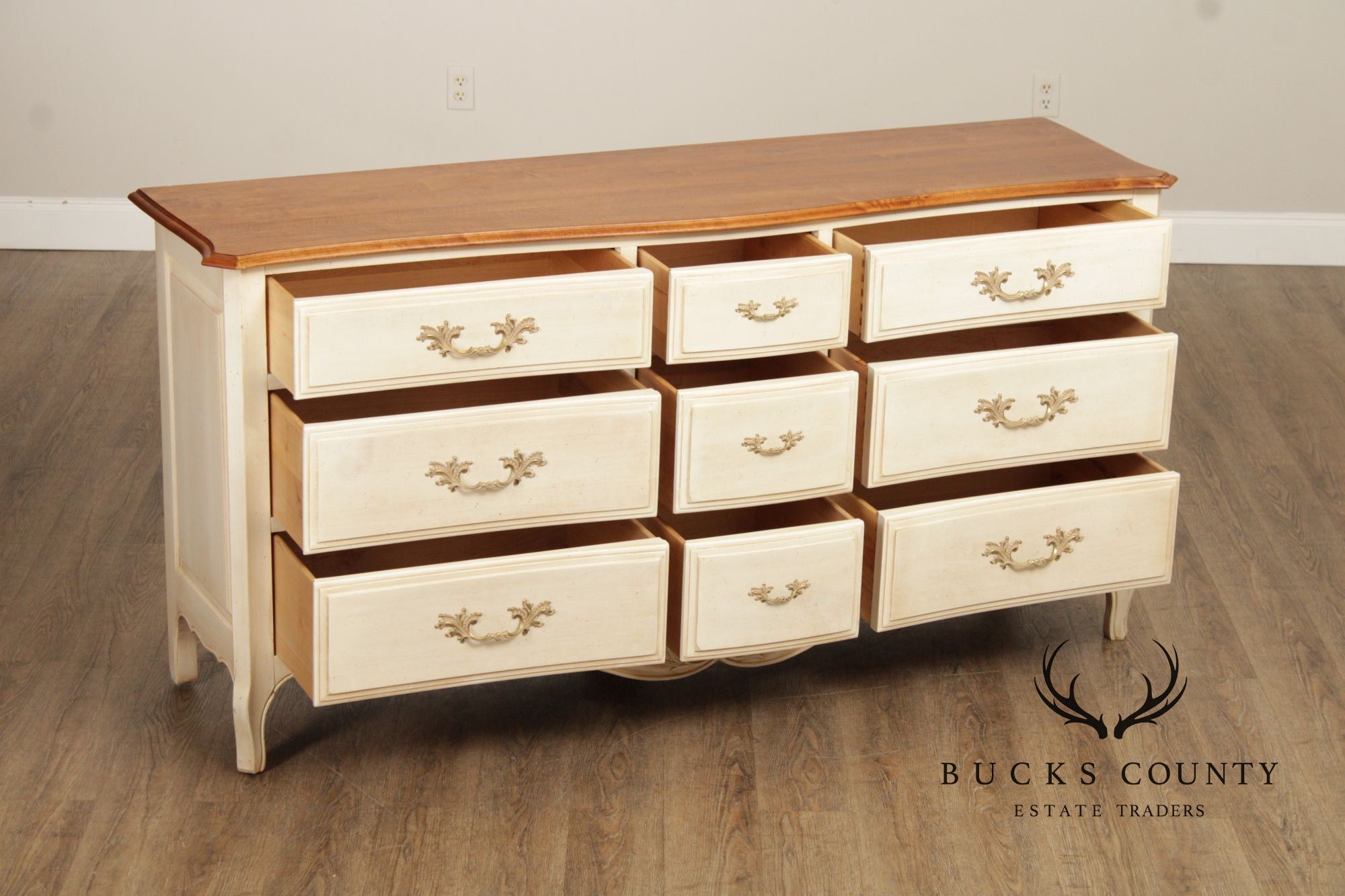 Ethan Allen French Country Style Painted Dresser