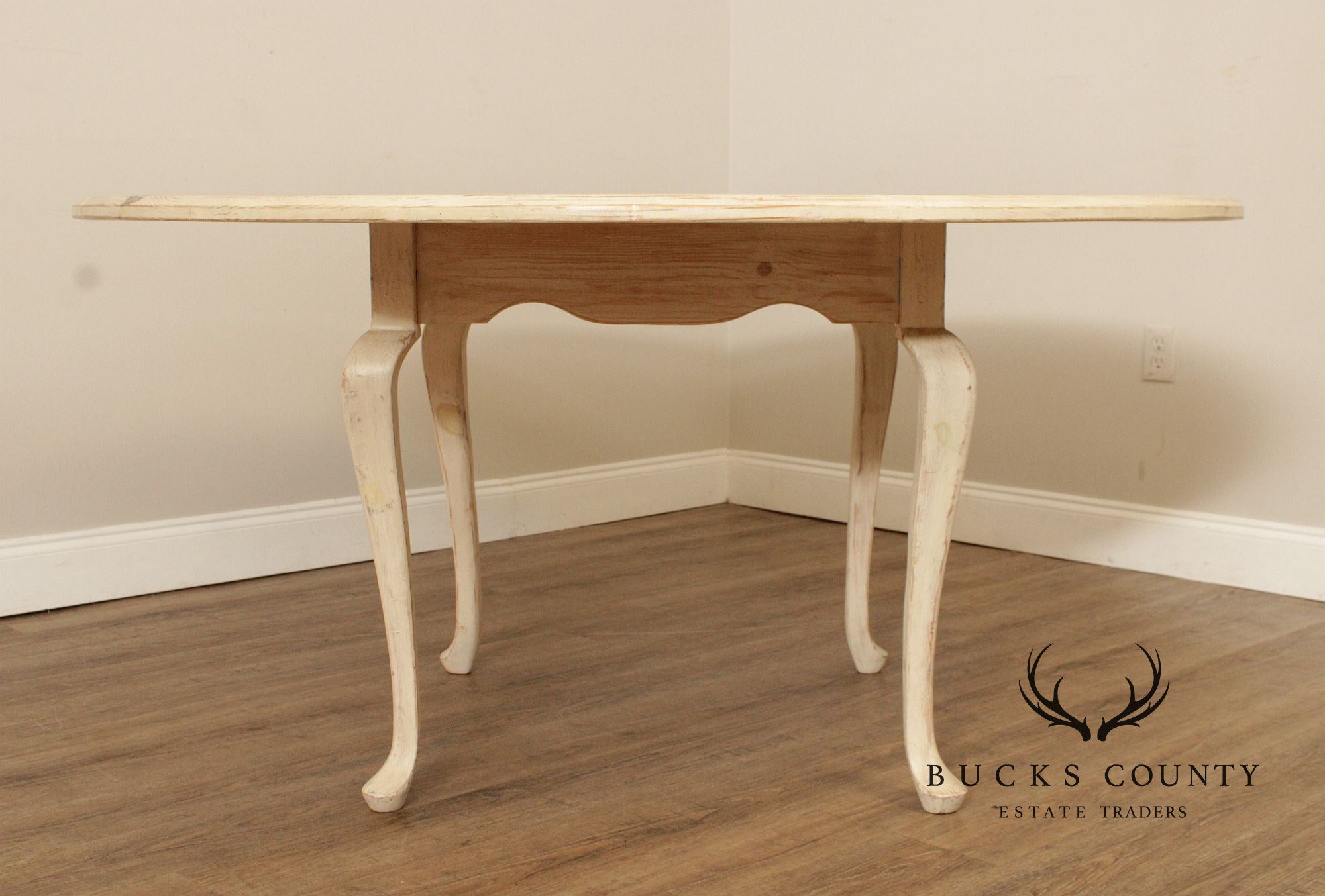 Custom Quality Hand Painted Pine Round Dining Table