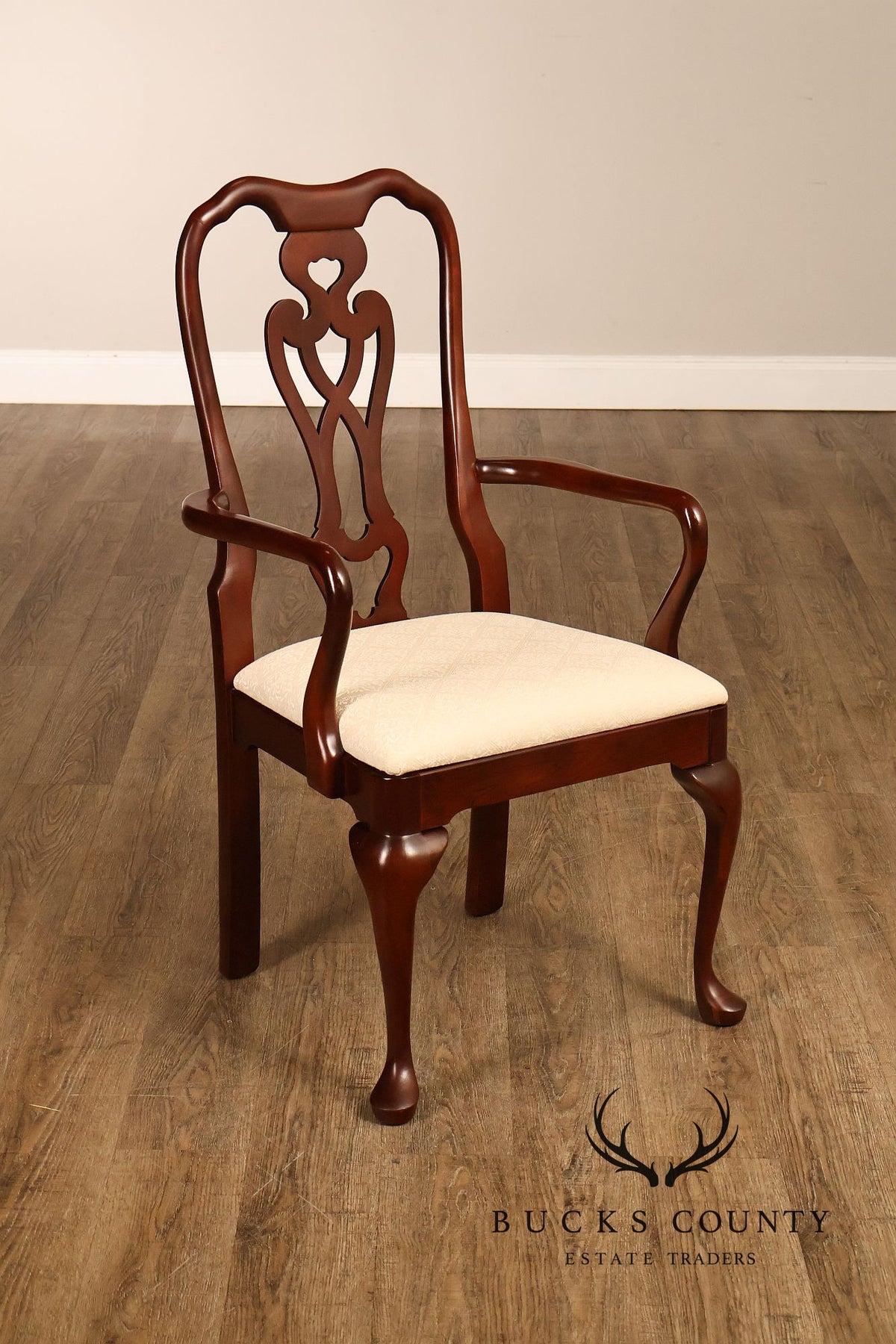 Pennsylvania House Set Of Eight Cherry Queen Anne Dining Chairs