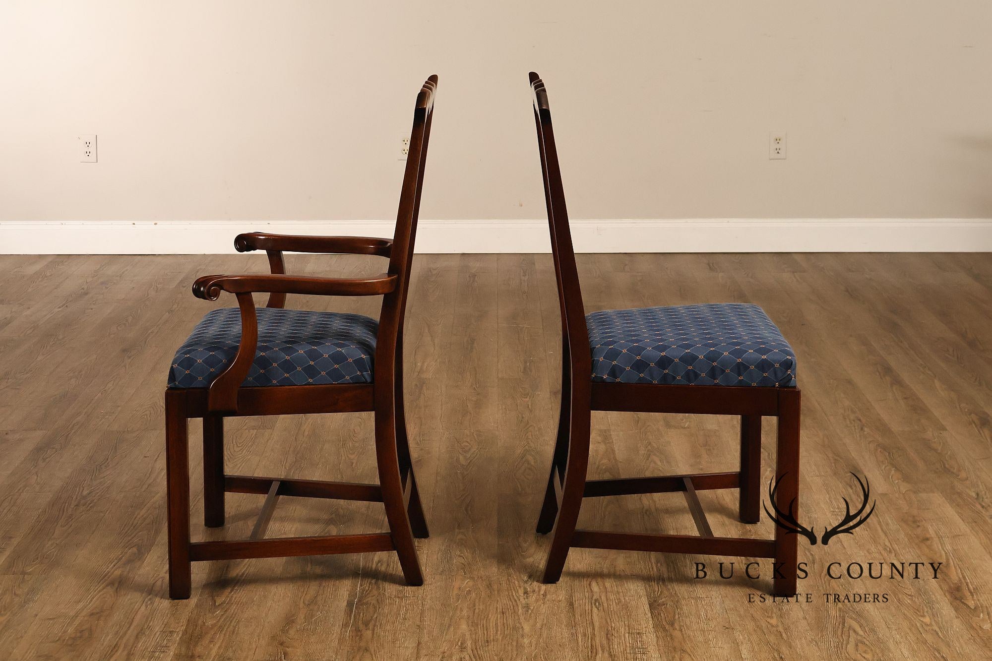 Pennsylvania House Chippendale Style Mahogany Set of 8 Dining Chairs