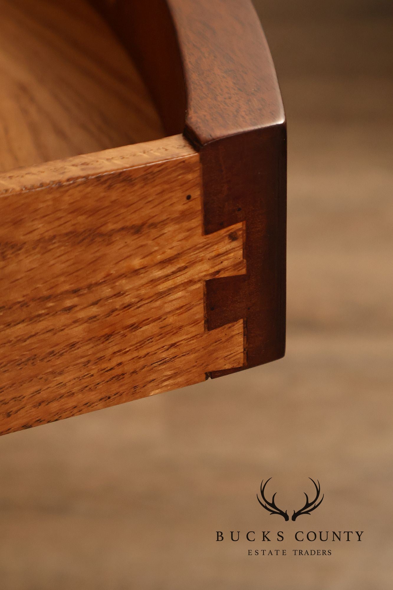 Henkel-Harris Hepplewhite Style Pair Of Mahogany Pembroke Drop Leaf Side Tables