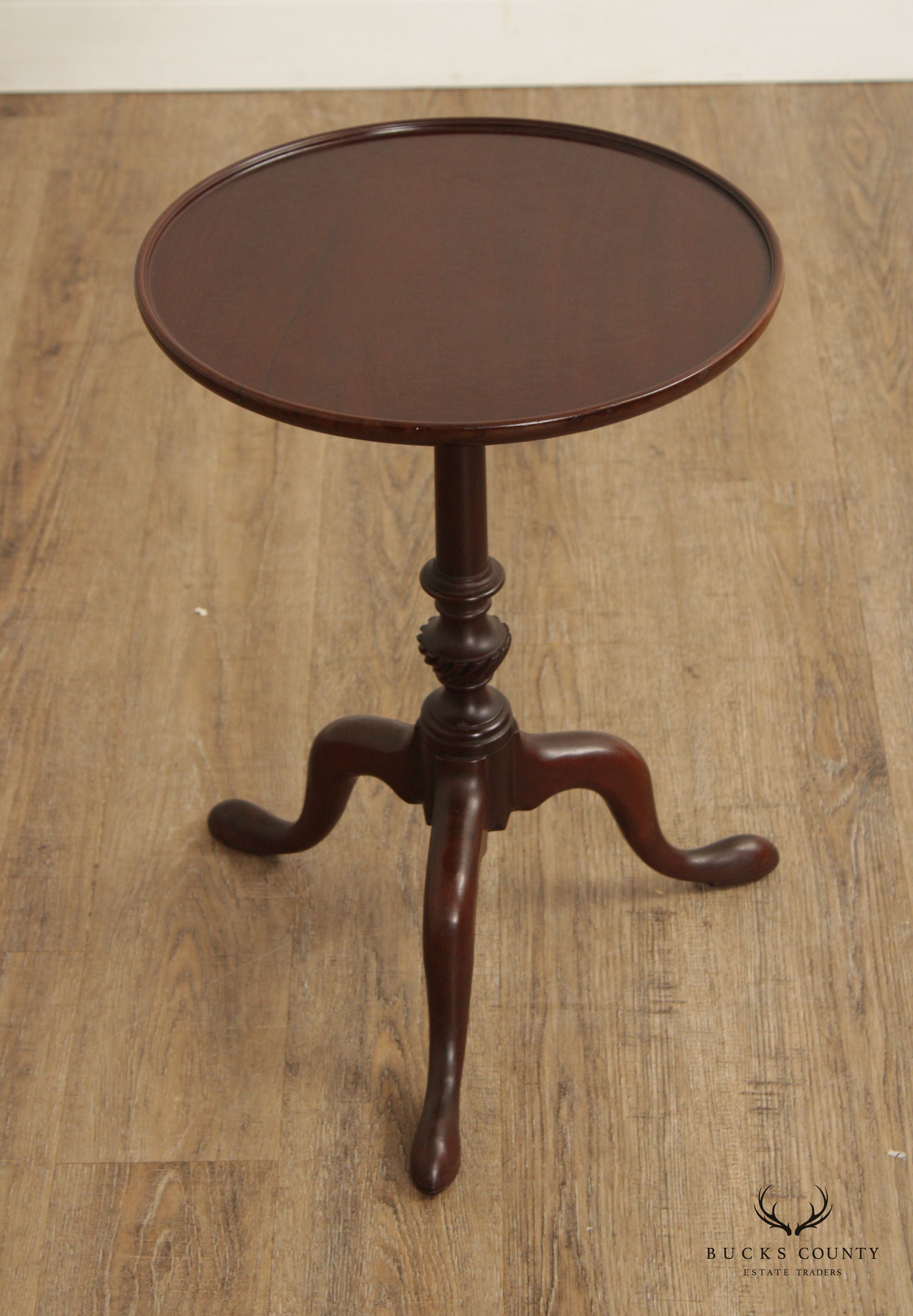 Kittinger Historic Newport Georgian Style Mahogany Round Mahogany Drinks Side Table