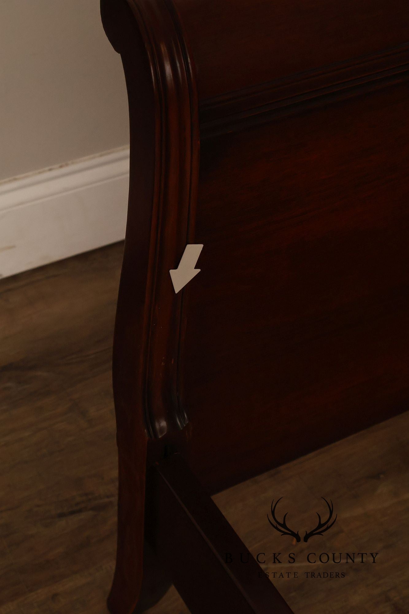 1940's Vintage Mahogany Traditional Pair Of Twin Sleigh Beds