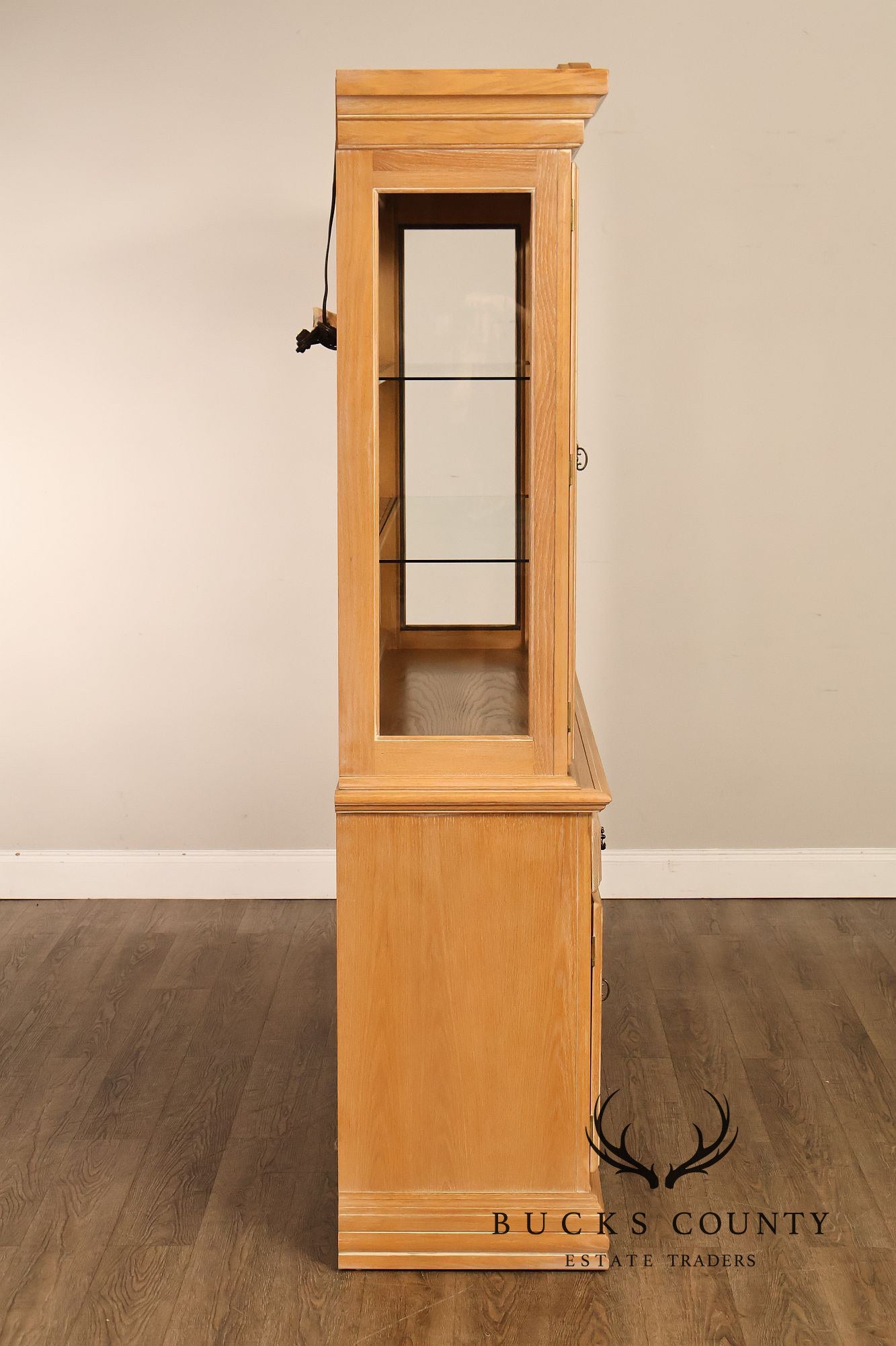 Hespeler Furniture Light Oak Illuminated China Cabinet