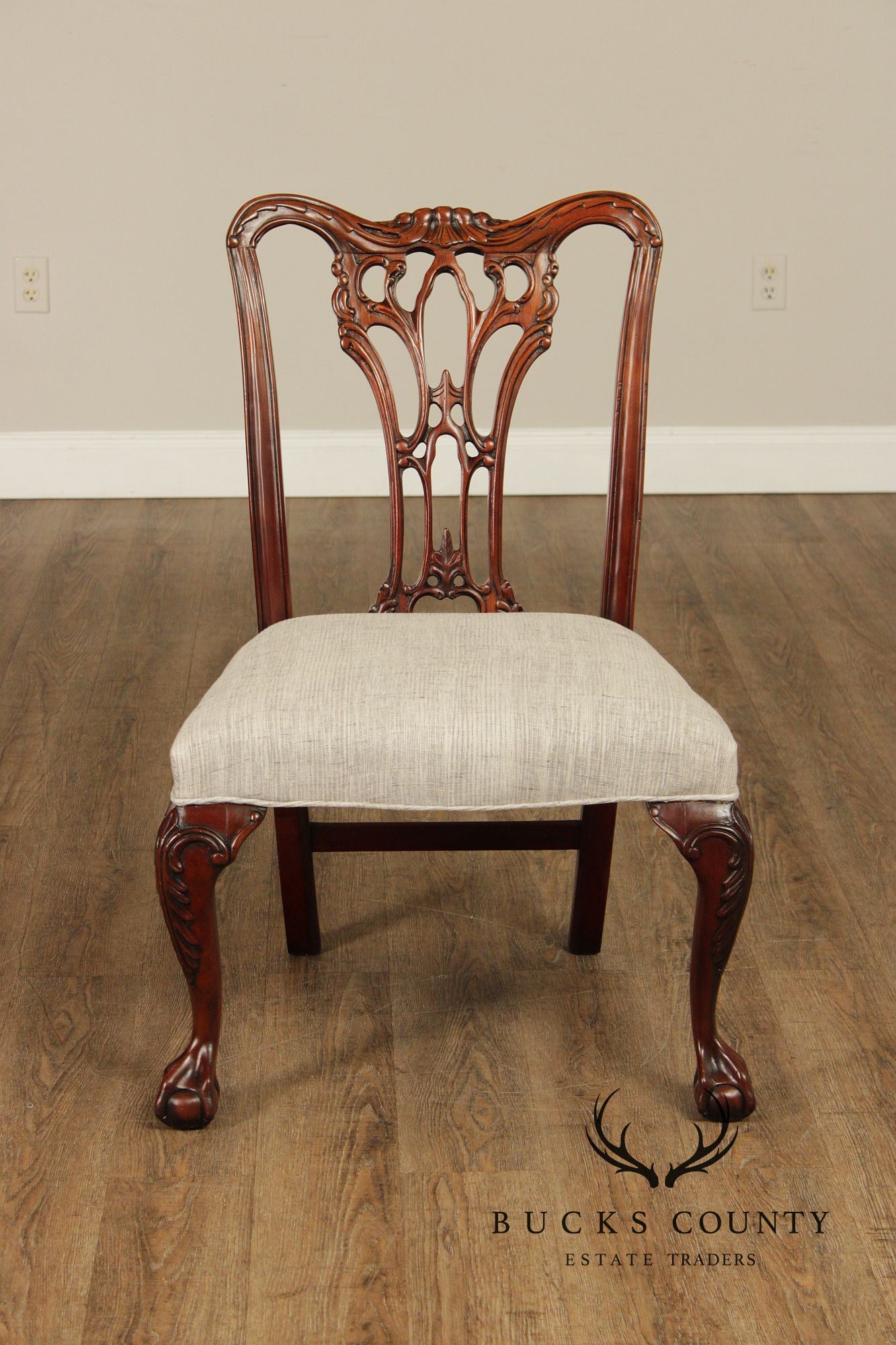 Chippendale Style Quality Set Of Eight Solid Mahogany Dining Chairs