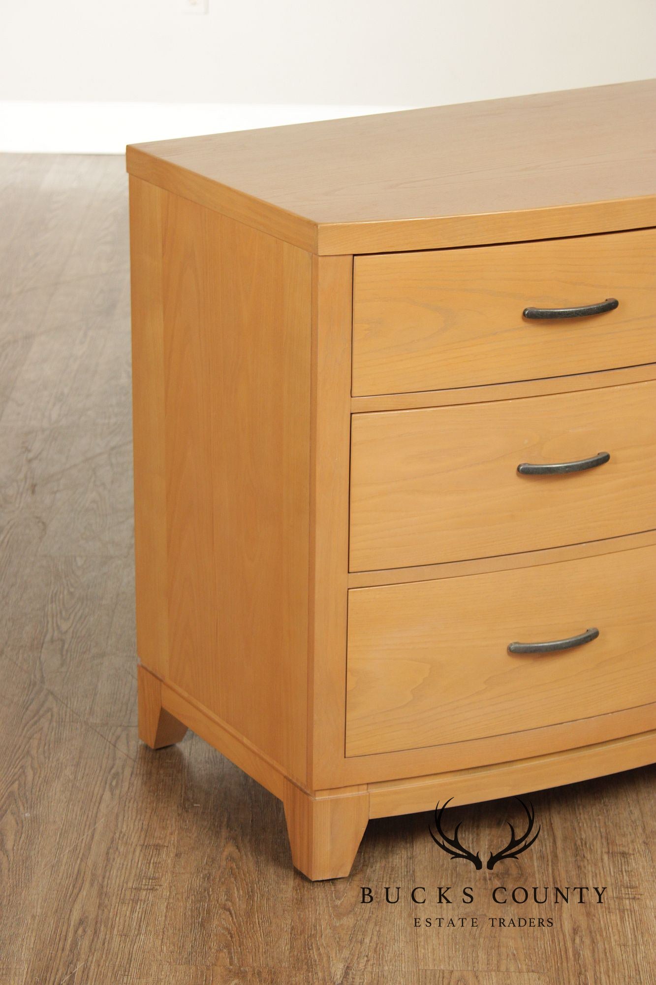 Ethan Allen 'Horizons' Bowfront Chest of Drawers