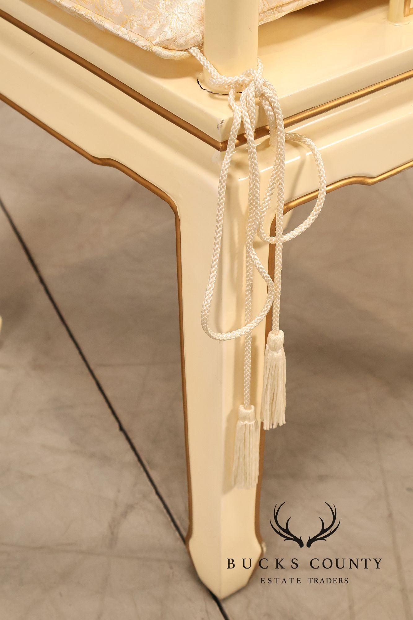 Chinoiserie Painted Carlton House Writing Desk With Chair
