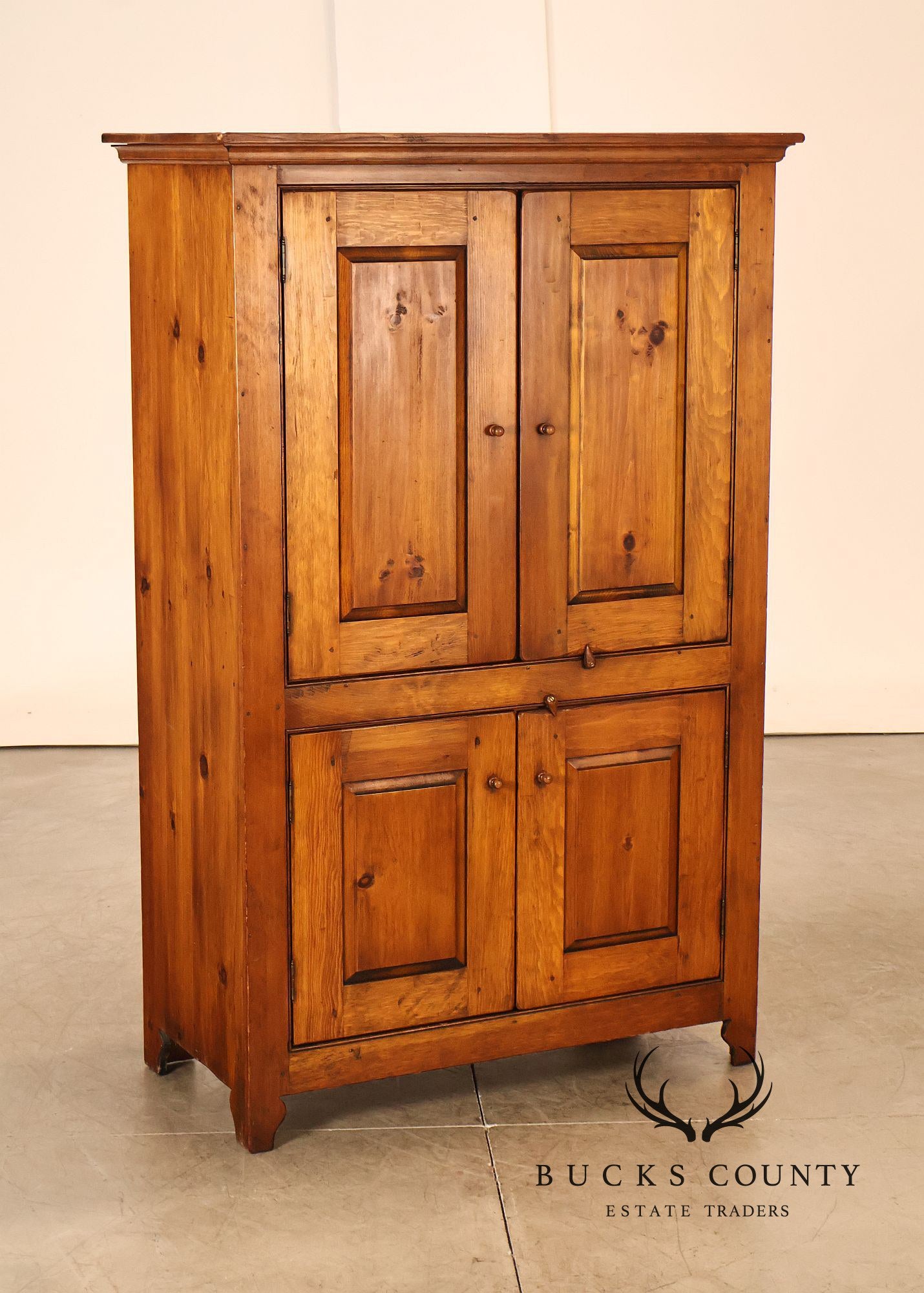 William Draper Cabinetmaker Rustic Country Pine Four Door Cupboard