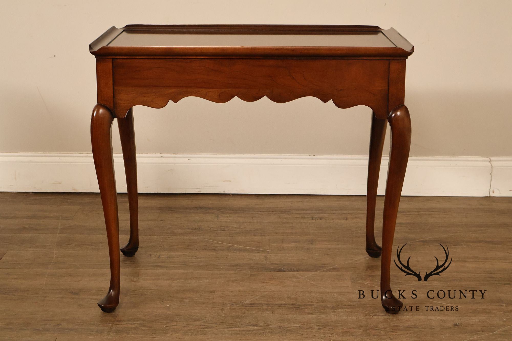 Statton Queen Anne Style Cherry Tea Table