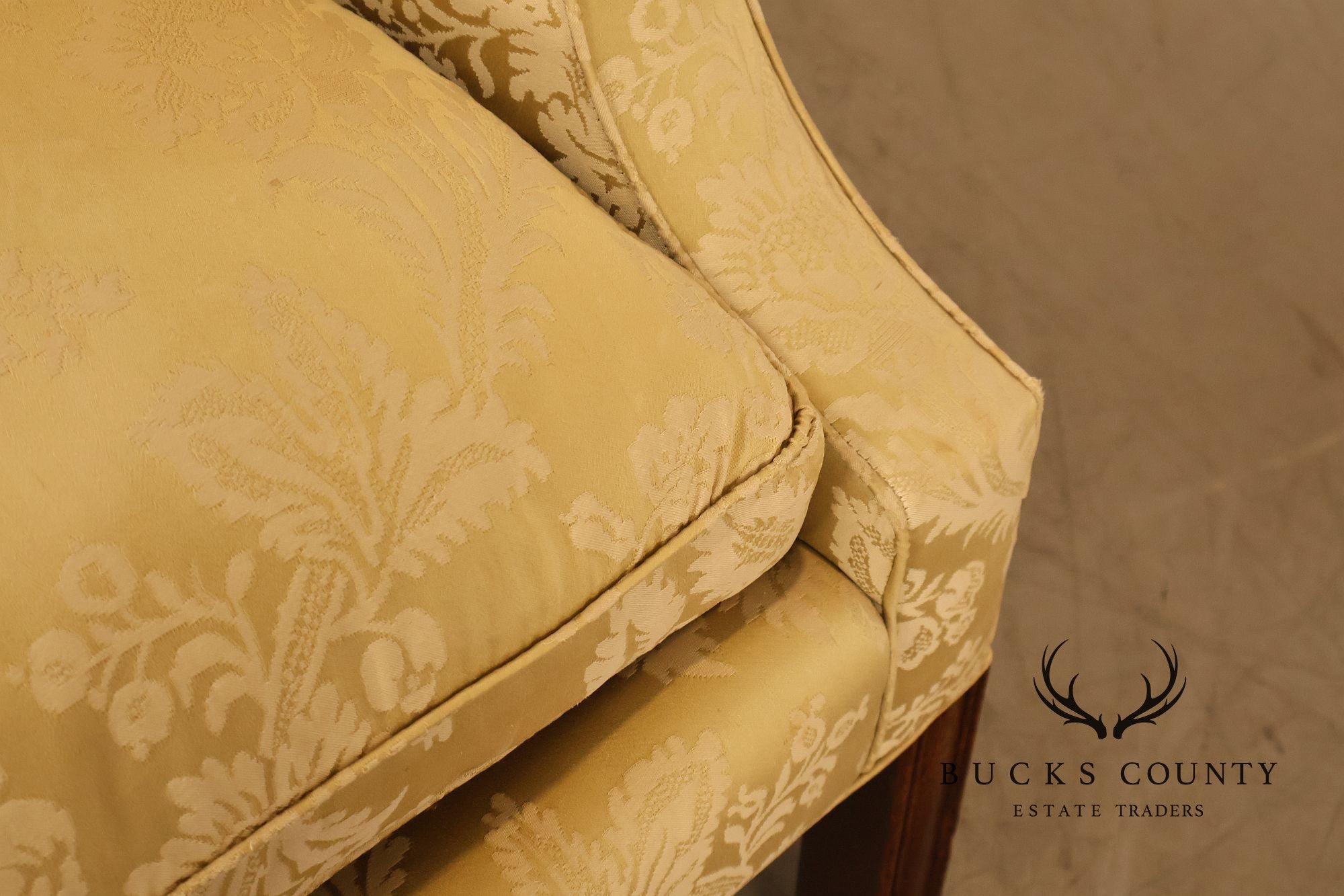 Henredon Chippendale Camelback Damask Upholstered Mahogany Sofa