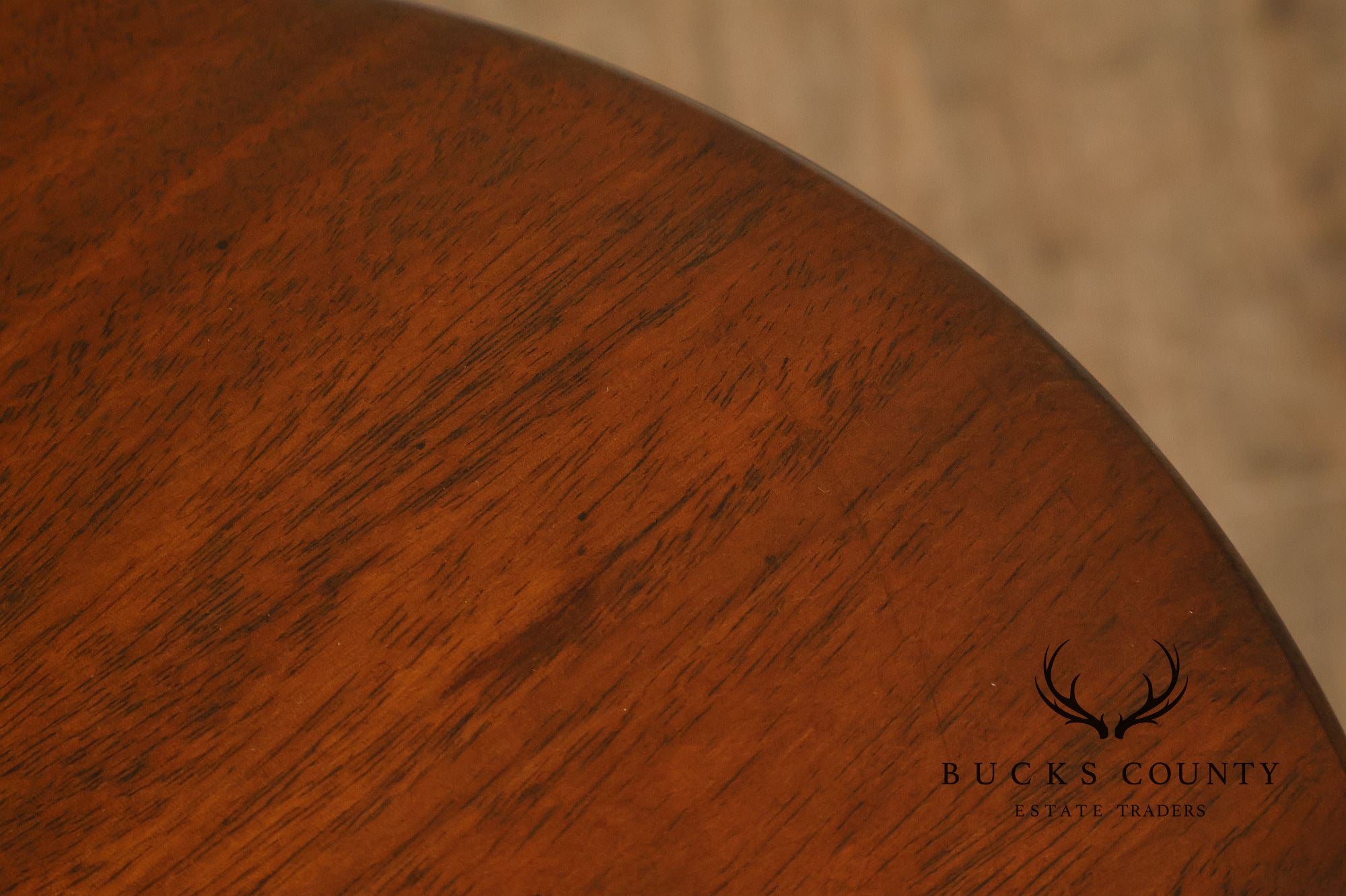Kittinger Colonial Williamsburg Mahogany Oval Tilt Top Table