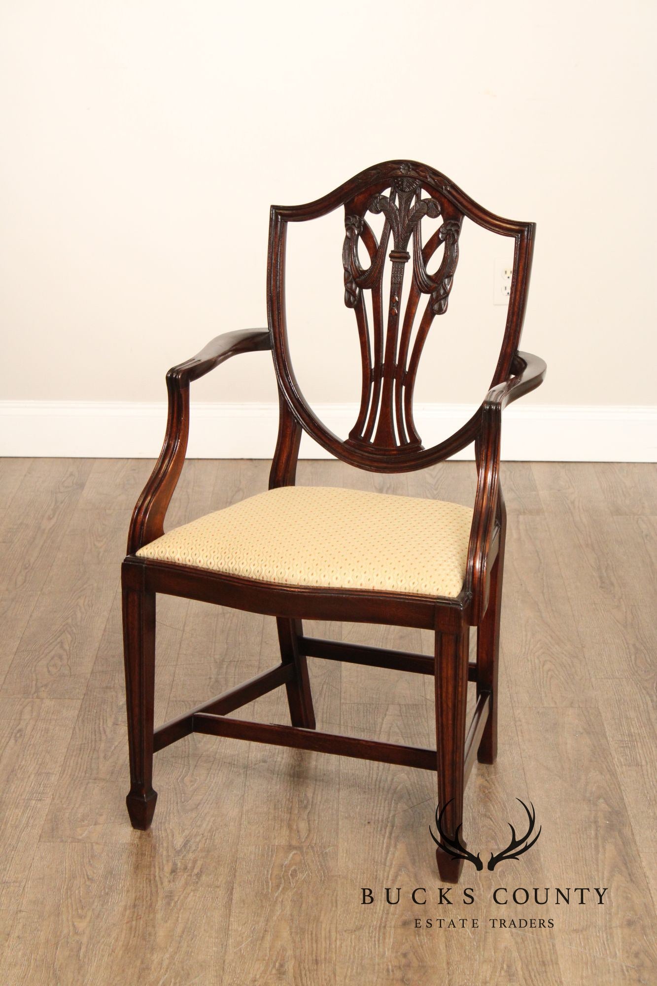 George III Style Quality Set Of Eight Carved Mahogany Shield Back Dining Chairs