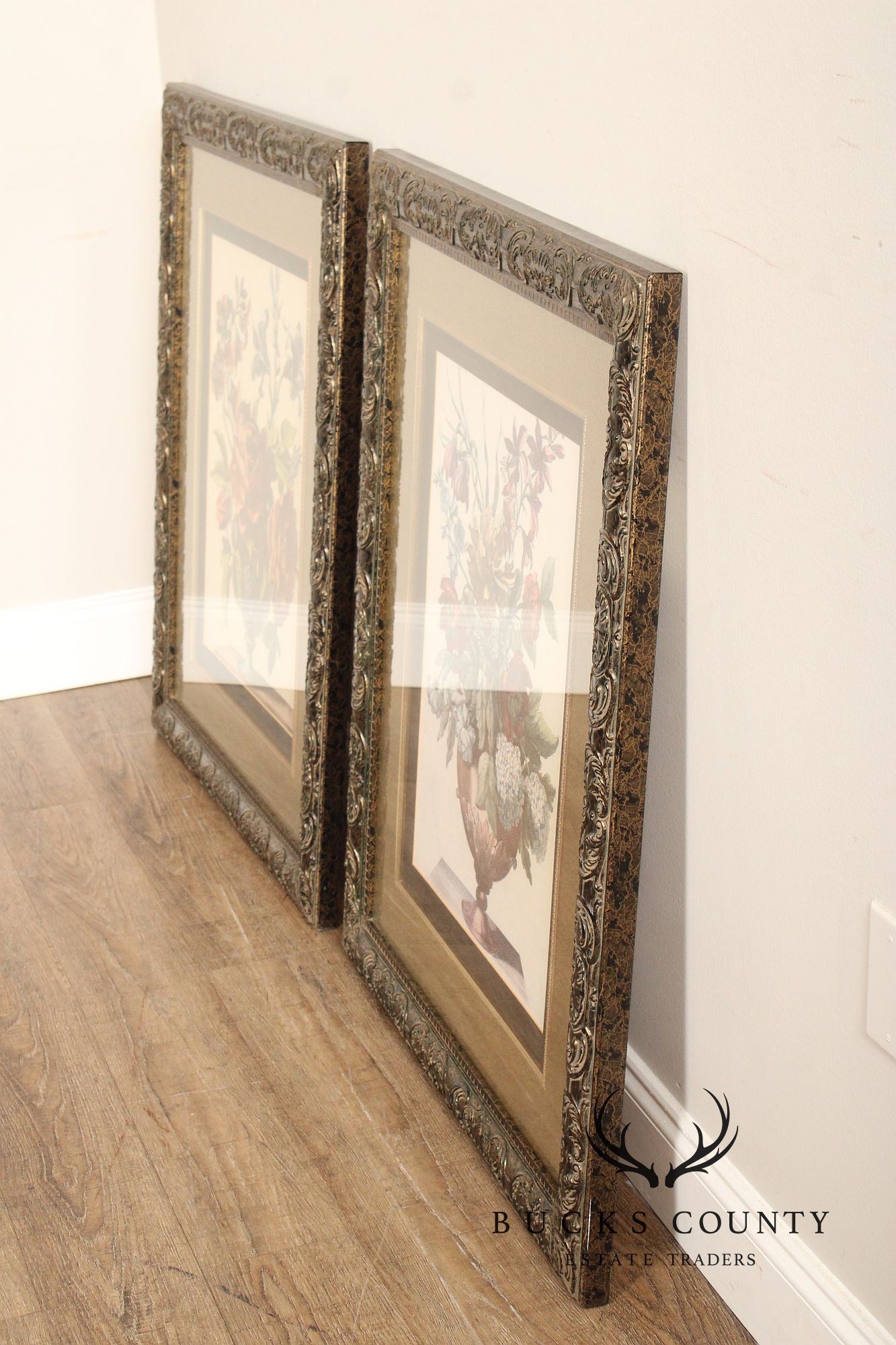 Windsor Art Pair of Decorative Framed Floral Prints