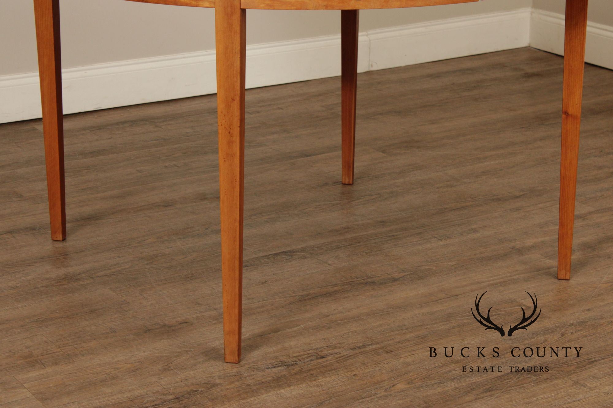 Thomas Moser Round Cherry Expandable Dining Table