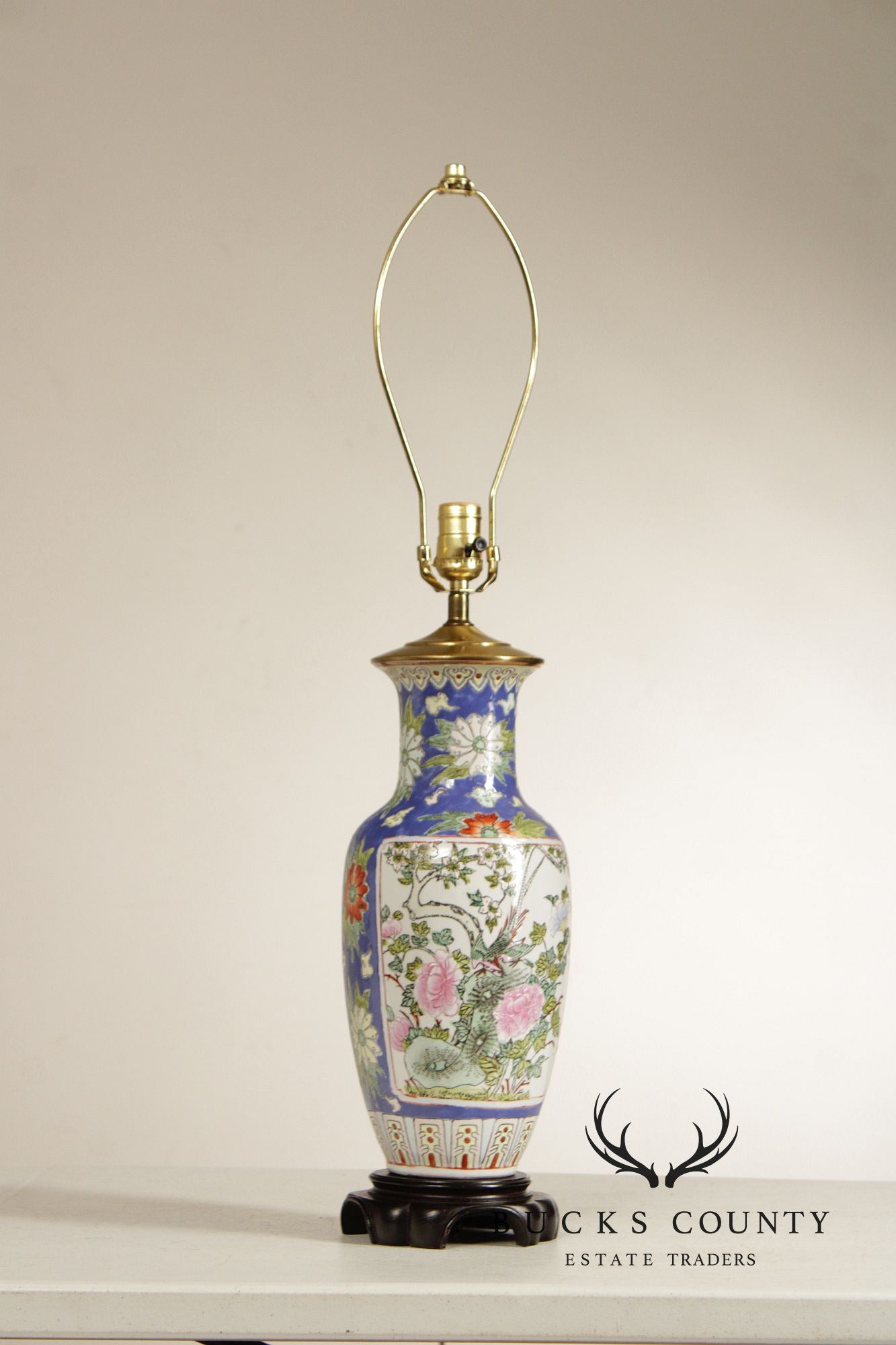 Asian Style Porcelain Vasiform Table Lamp
